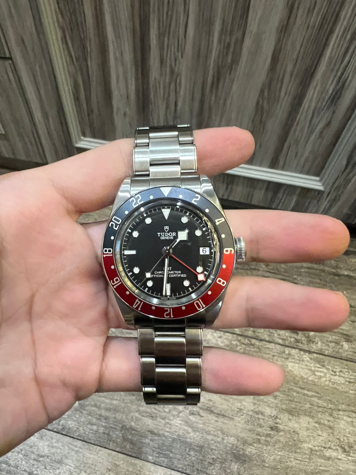 BLACK BAY GMT 'PEPSI' BLACK DIAL (2024)