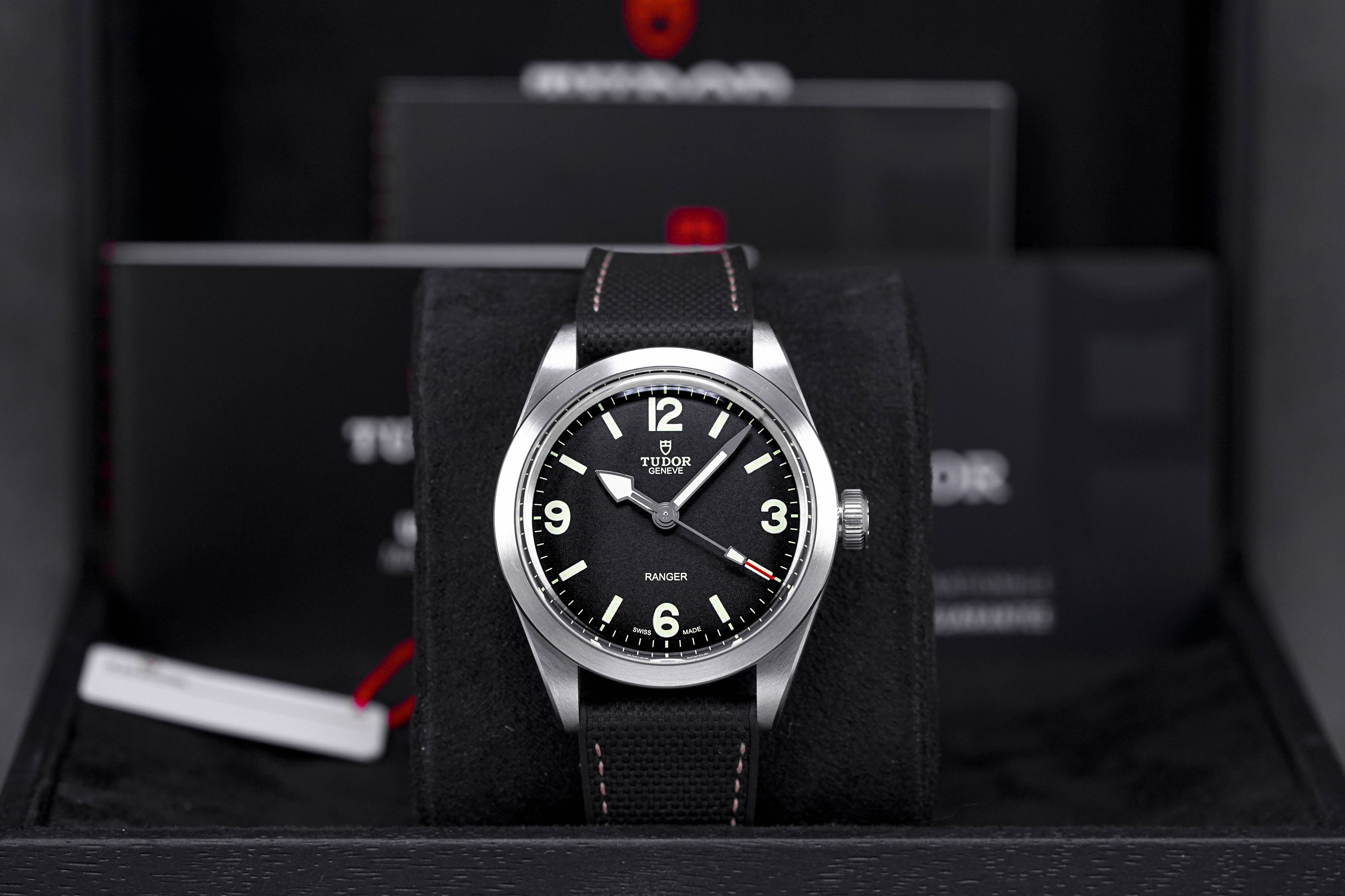 RANGER 39MM STEEL BLACK DIAL (2022)