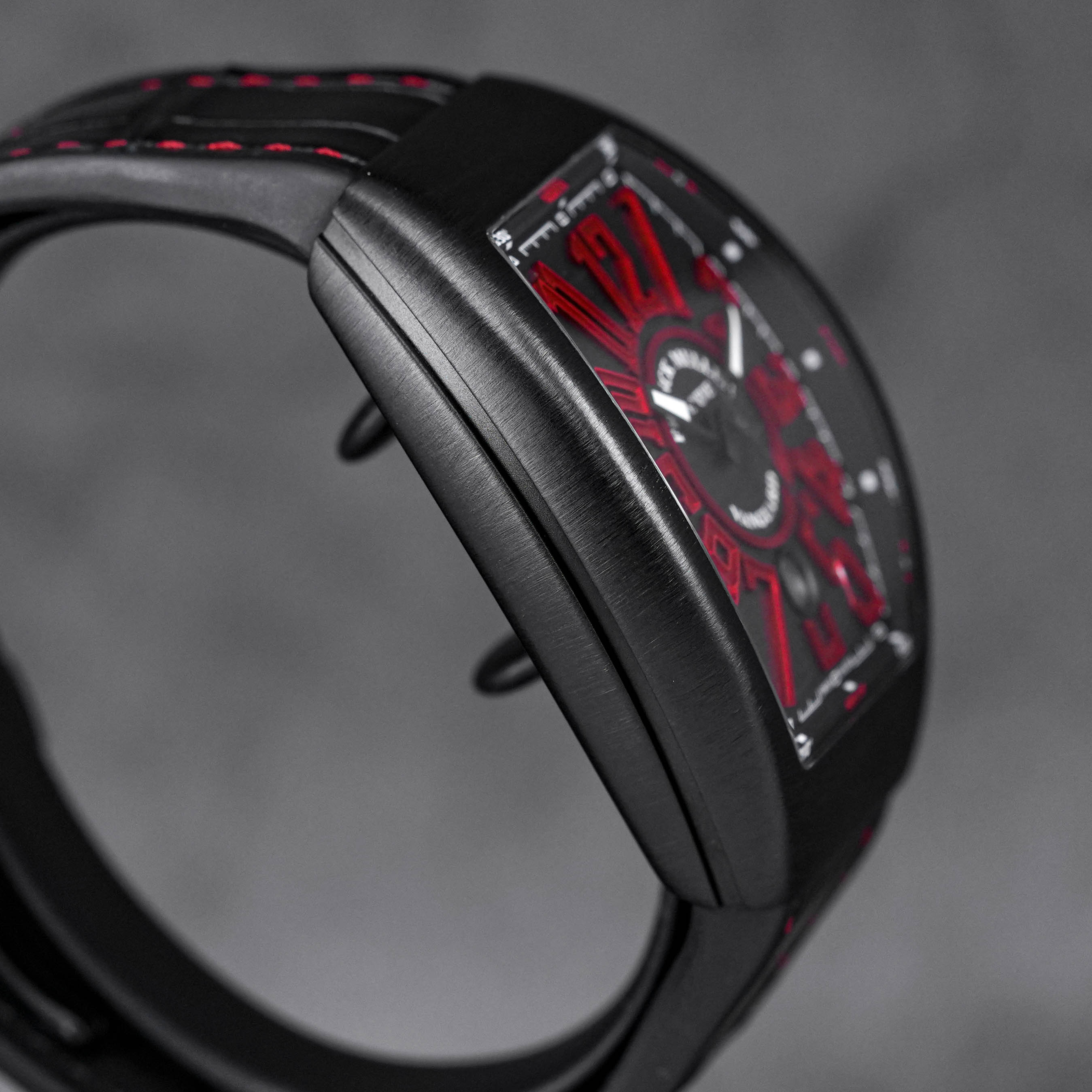 VANGUARD V45 TITANIUM BLACK RED NUMERALS (2022)