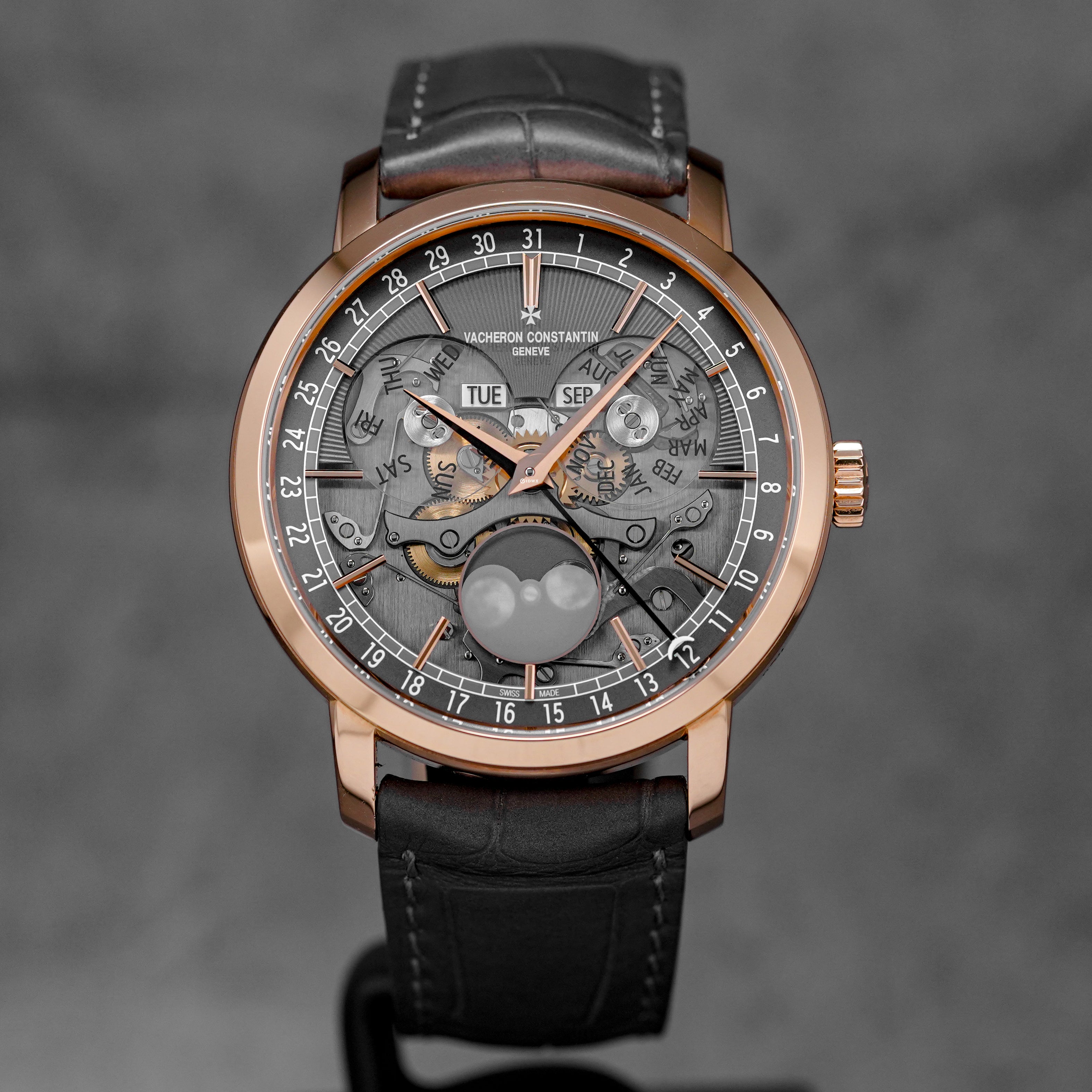 VACHERON CONSTANTIN TRADITIONNELLE COMPLETE CALENDAR OPENFACE