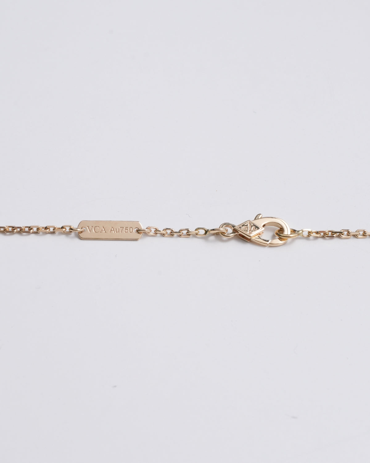 VINTAGE ALHAMBRA MOTHER OF PEARL NECKLACE YELLOW GOLD (2022)