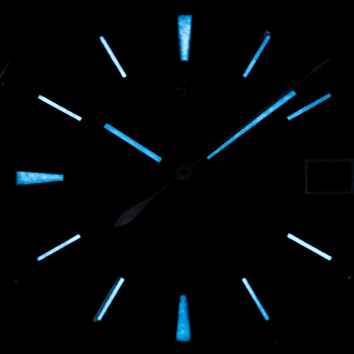 OVERSEAS BLUE DIAL (2019)