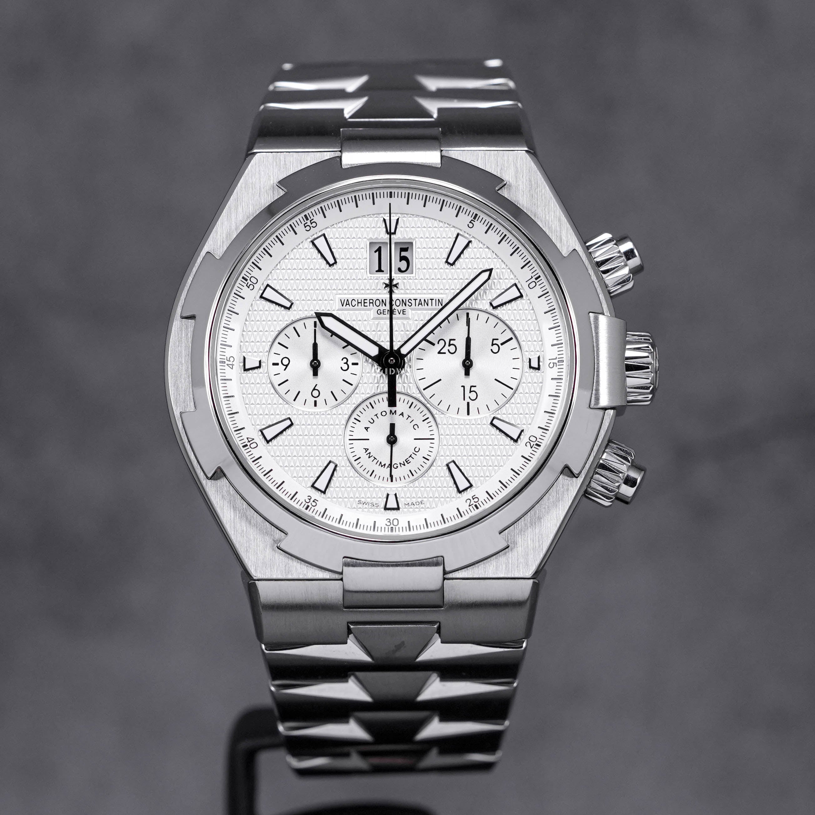 OVERSEAS CHRONOGRAPH SILVER DIAL (2007)