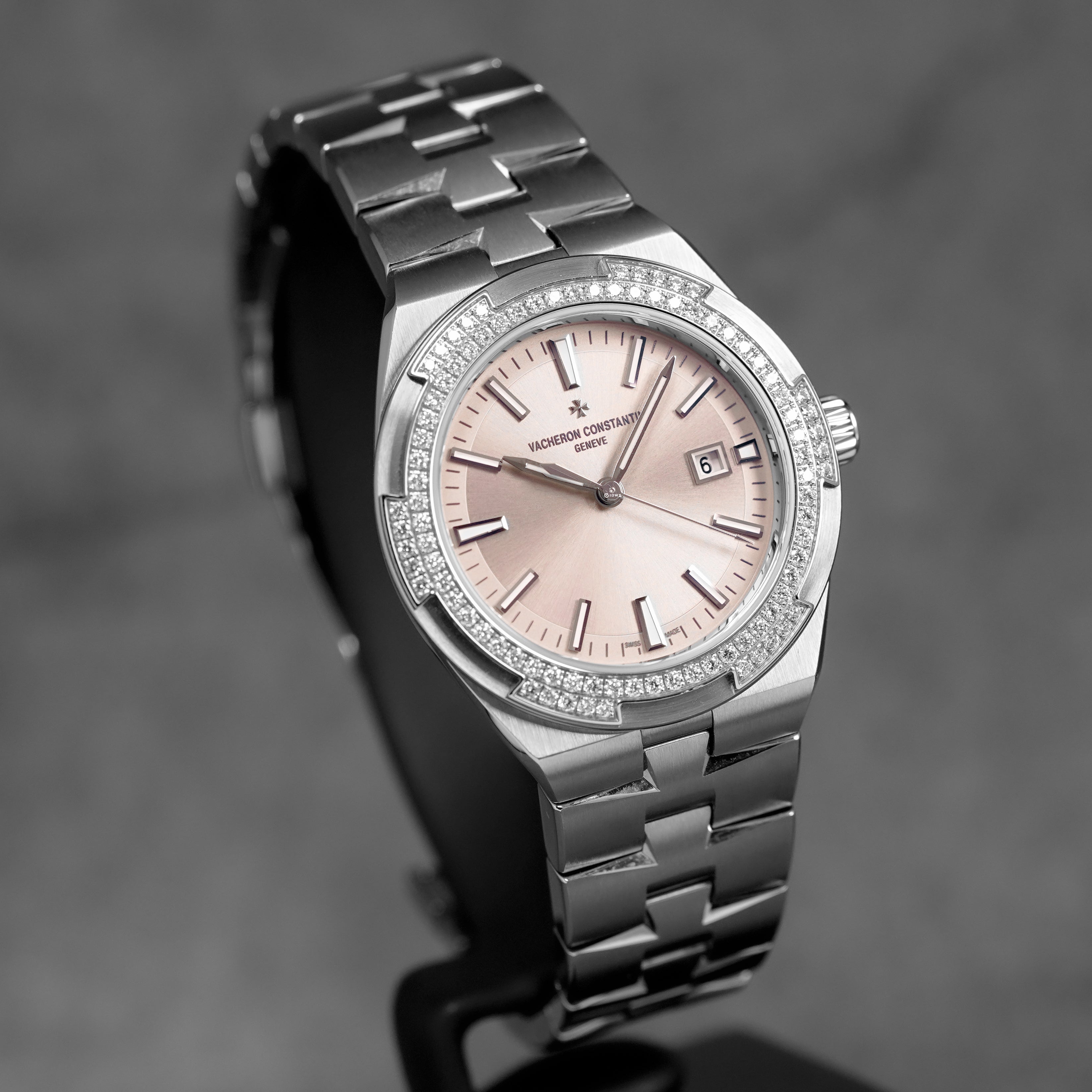Harga Vacheron Constantin Overseas 35mm Pink Diamond