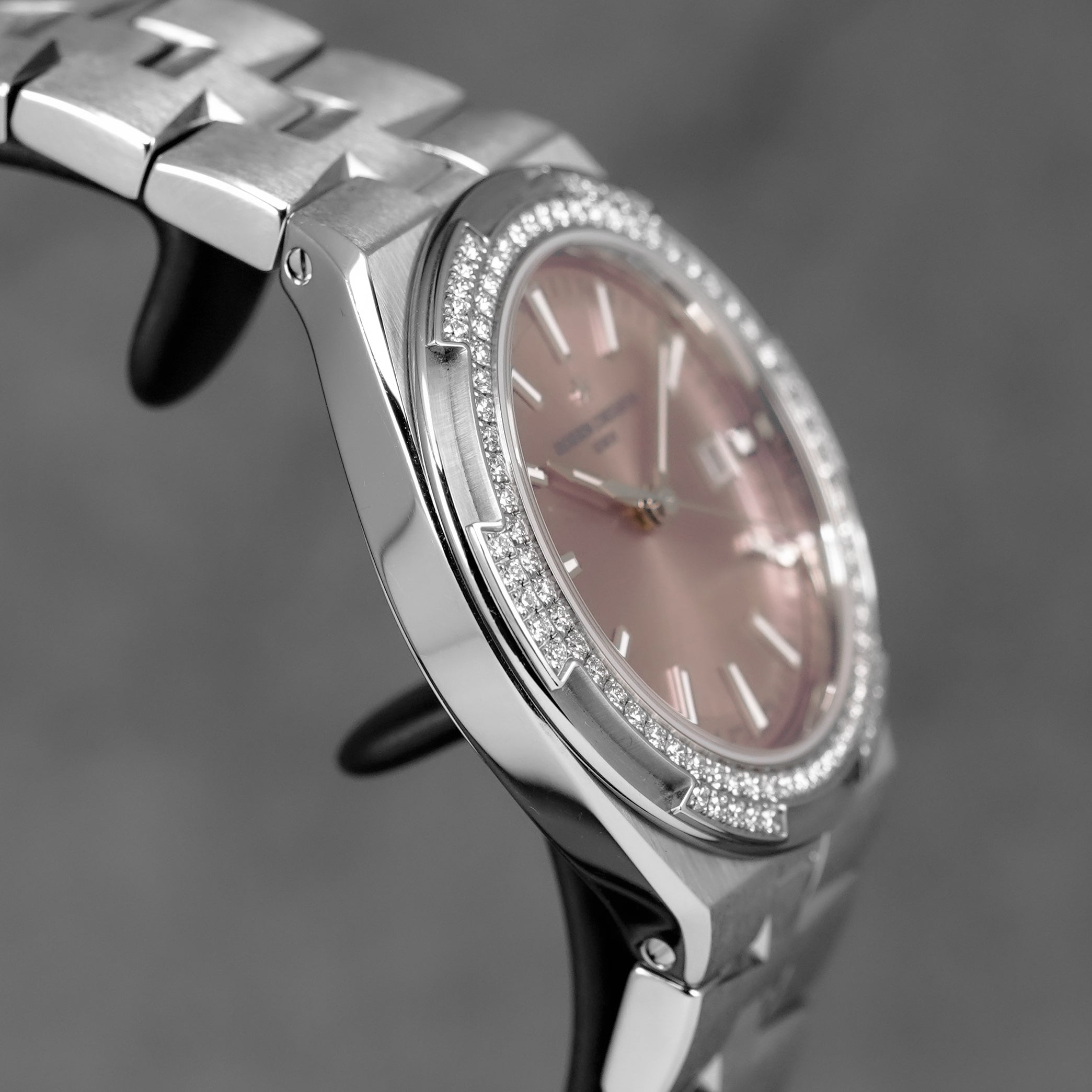 Harga Vacheron Constantin Overseas 35mm Pink Diamond