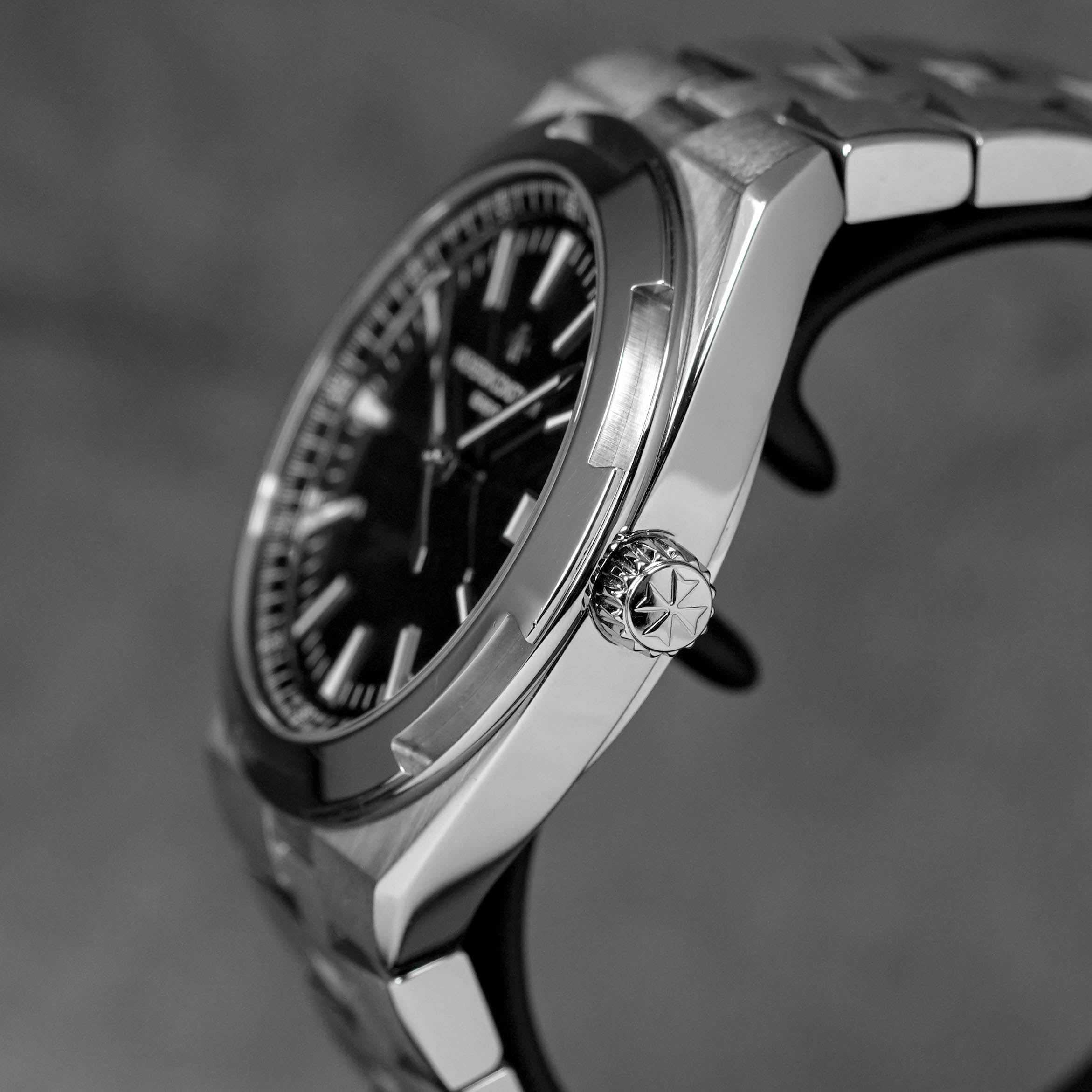 Harga Vacheron Constantin Overseas Black