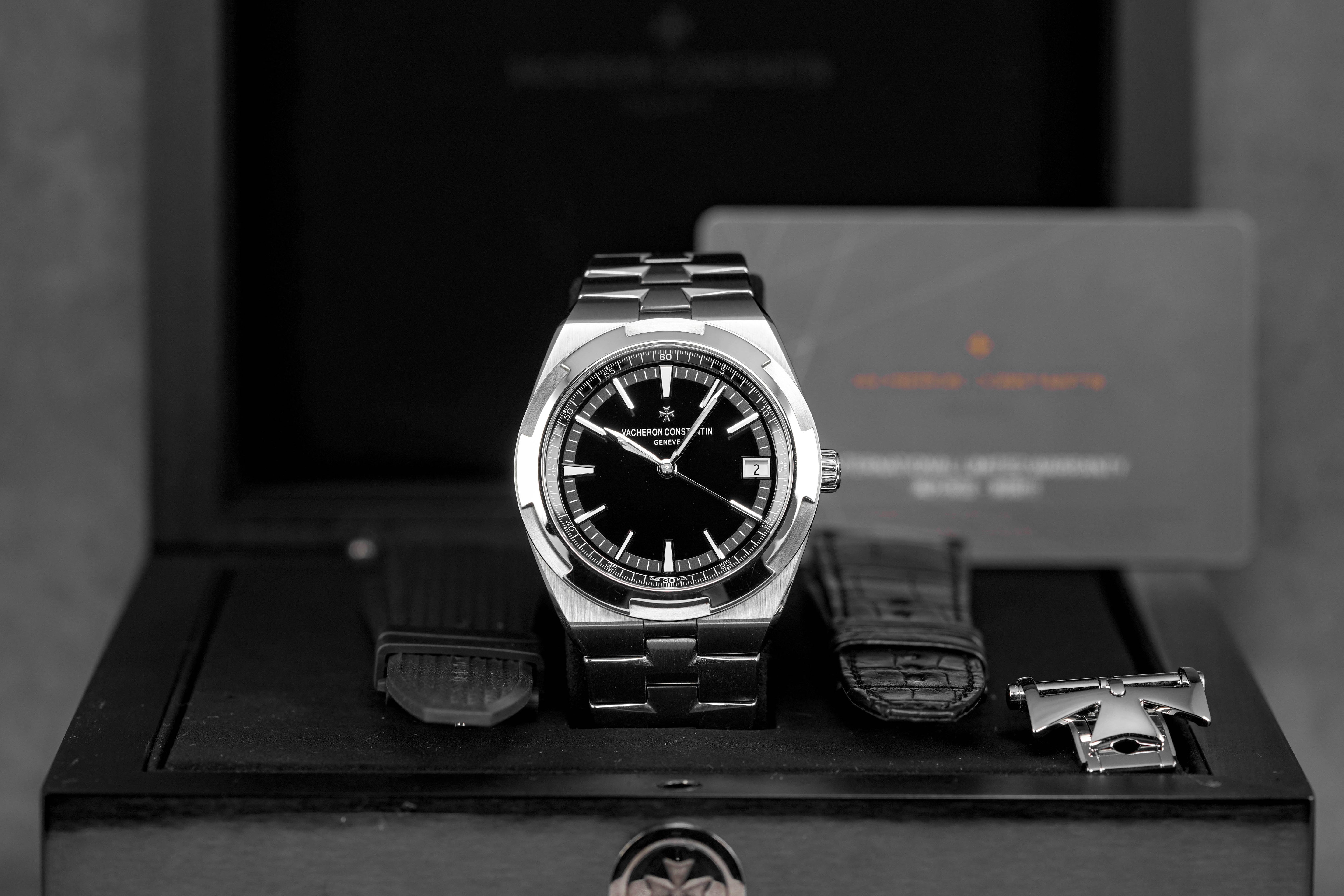 Harga Vacheron Constantin Overseas Black