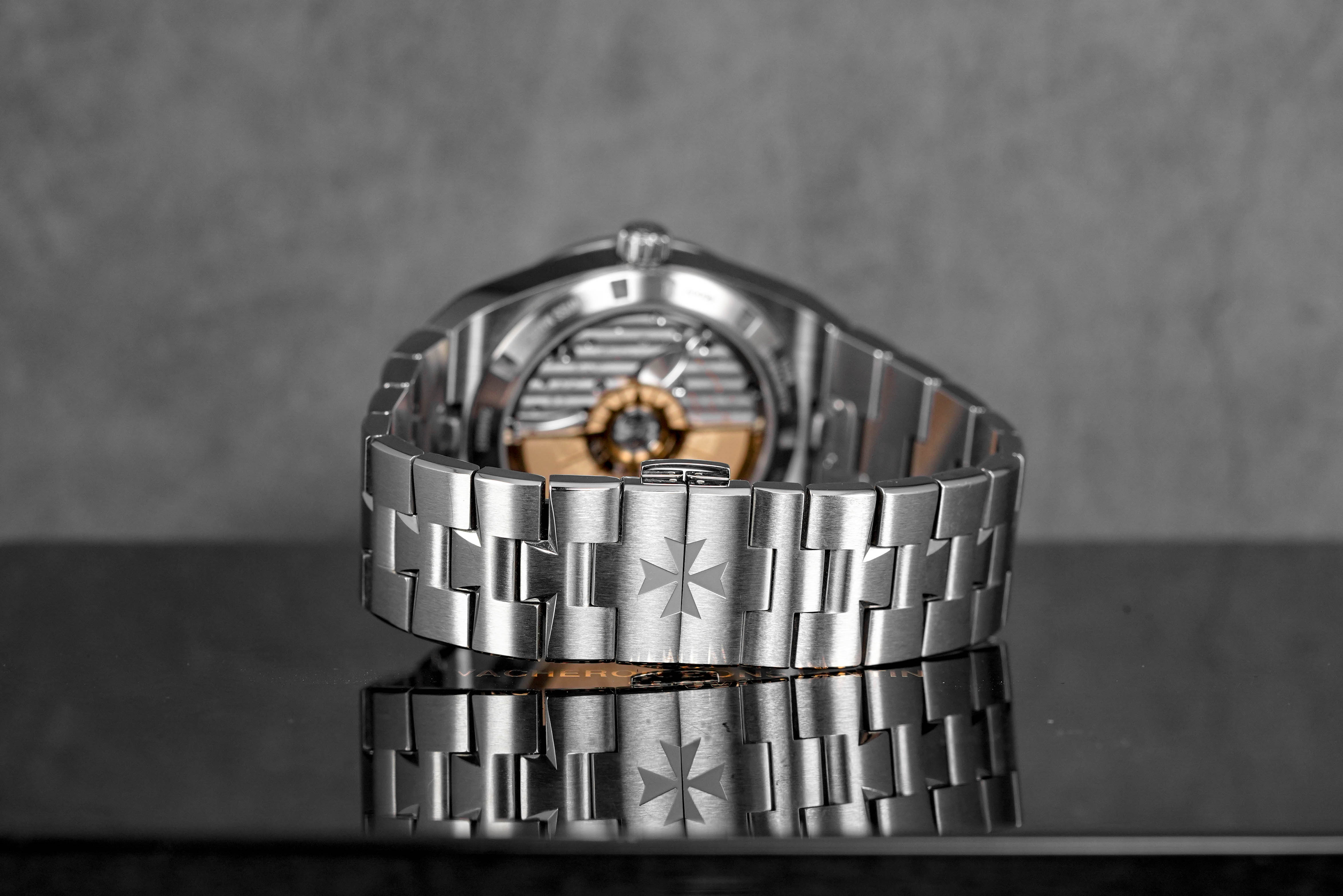 Harga Vacheron Constantin Overseas Black