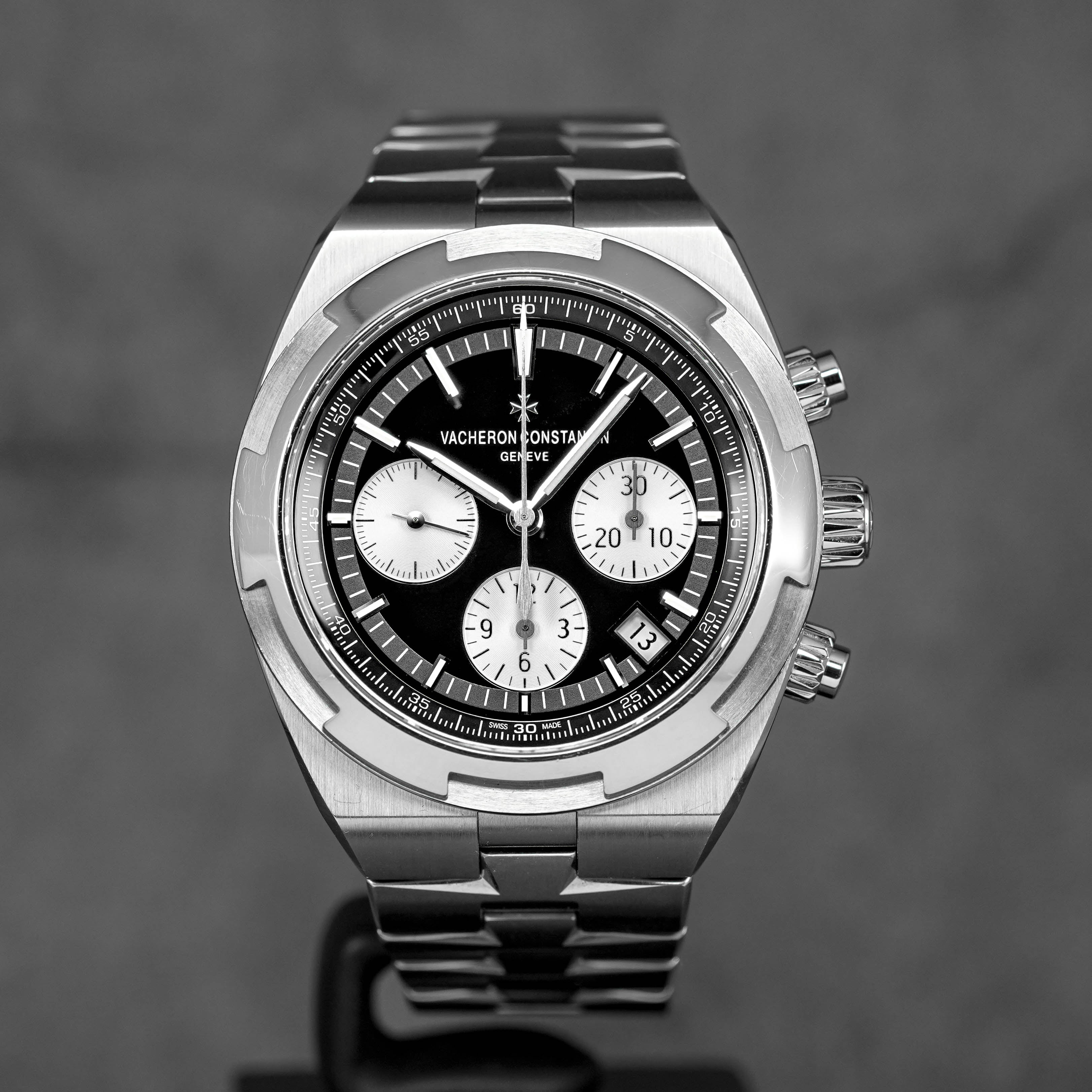 Harga Vacheron Constantin Overseas Chronograph Black