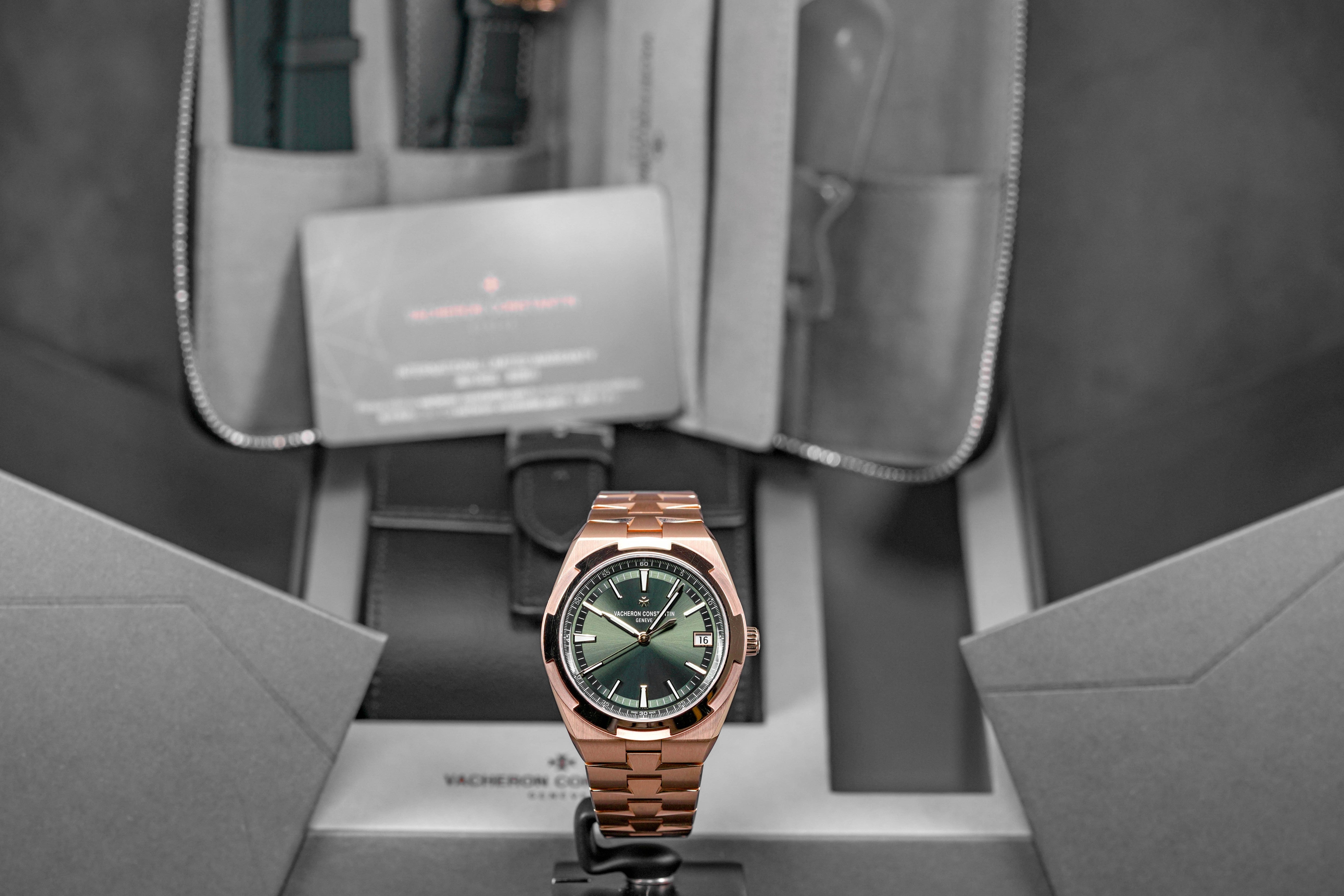 Harga Vacheron Constantin Overseas Rosegold Green