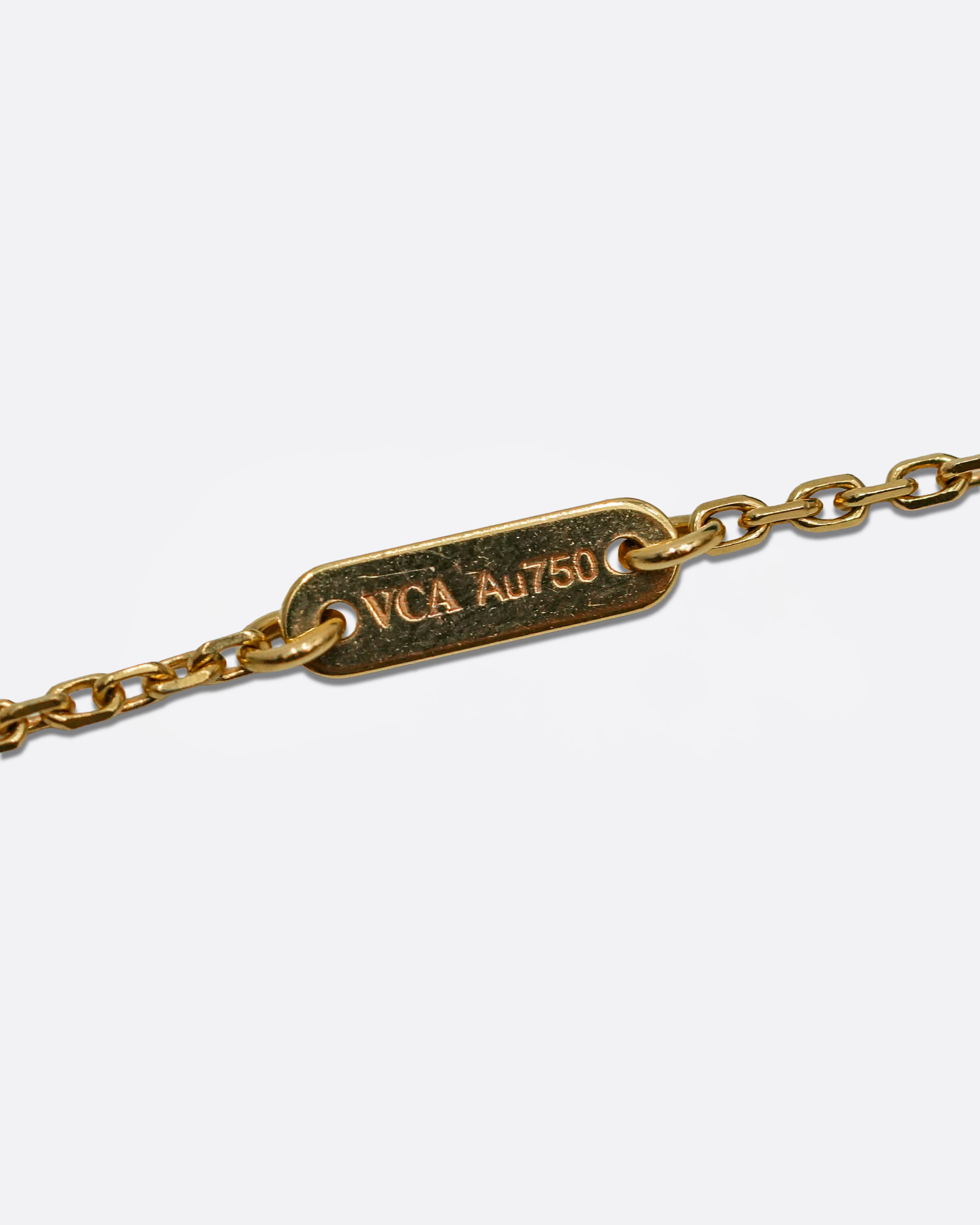 SWEET ALHAMBRA MOTHER OF PEARL NECKLACE (2021)