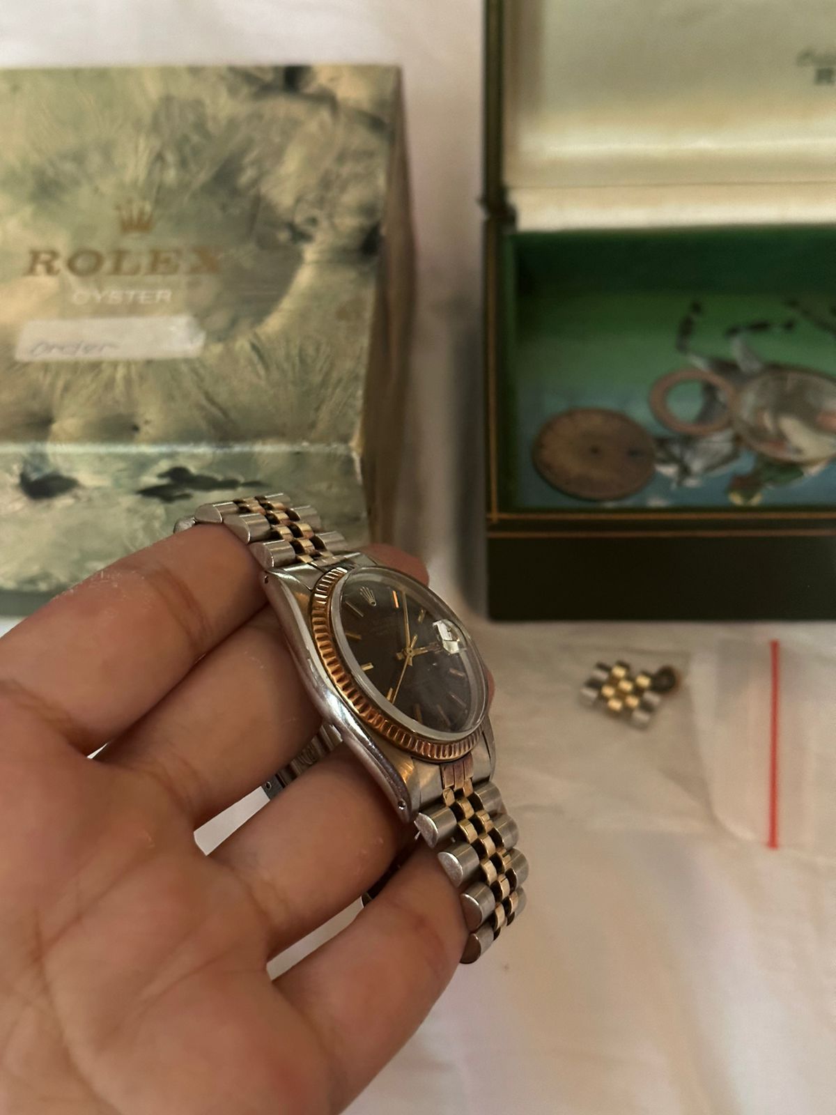 DATEJUST 36MM TWOTONE YELLOWGOLD VINTAGE PATINA GOLD DIAL (CIRCA 1980s)