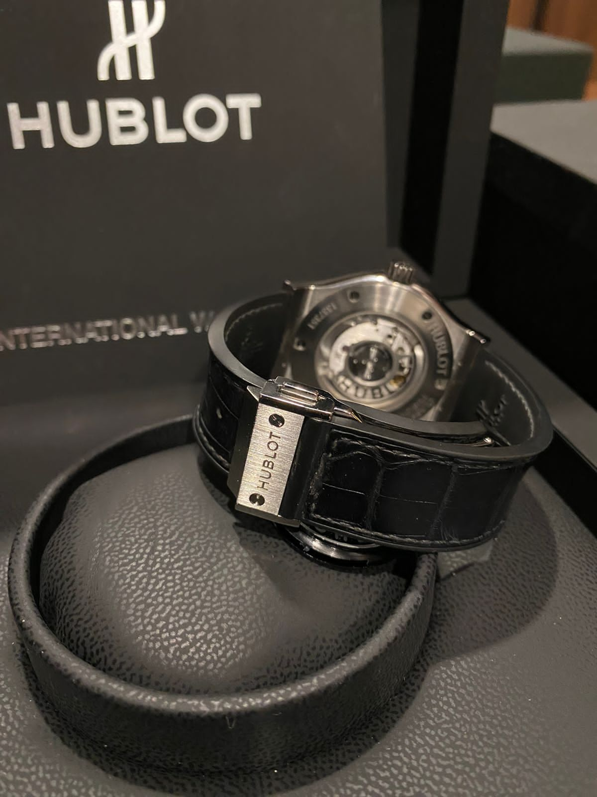 CLASSIC FUSION 42MM RACING GREY TITANIUM (2019)