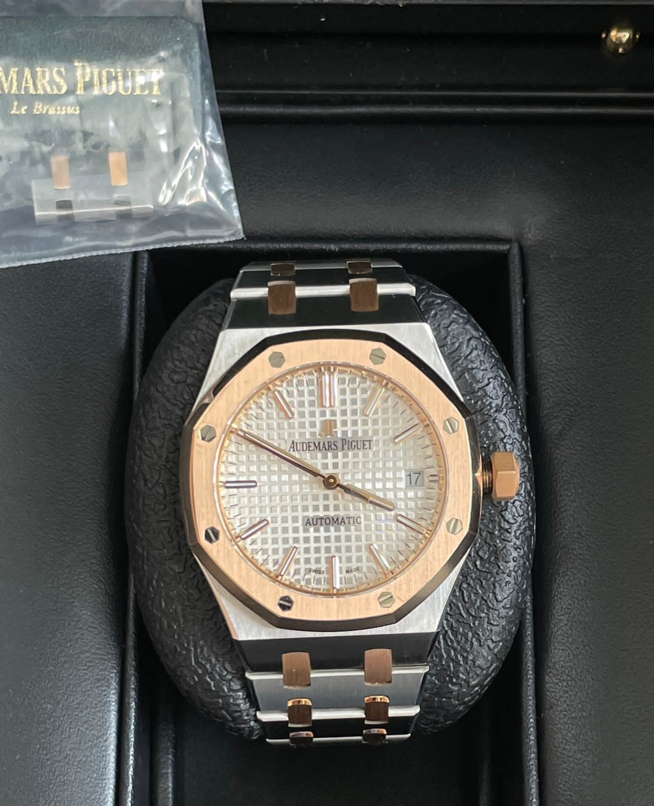 ROYAL OAK 37MM STEEL ROSEGOLD 15450SR SILVER-TONED DIAL (2020)