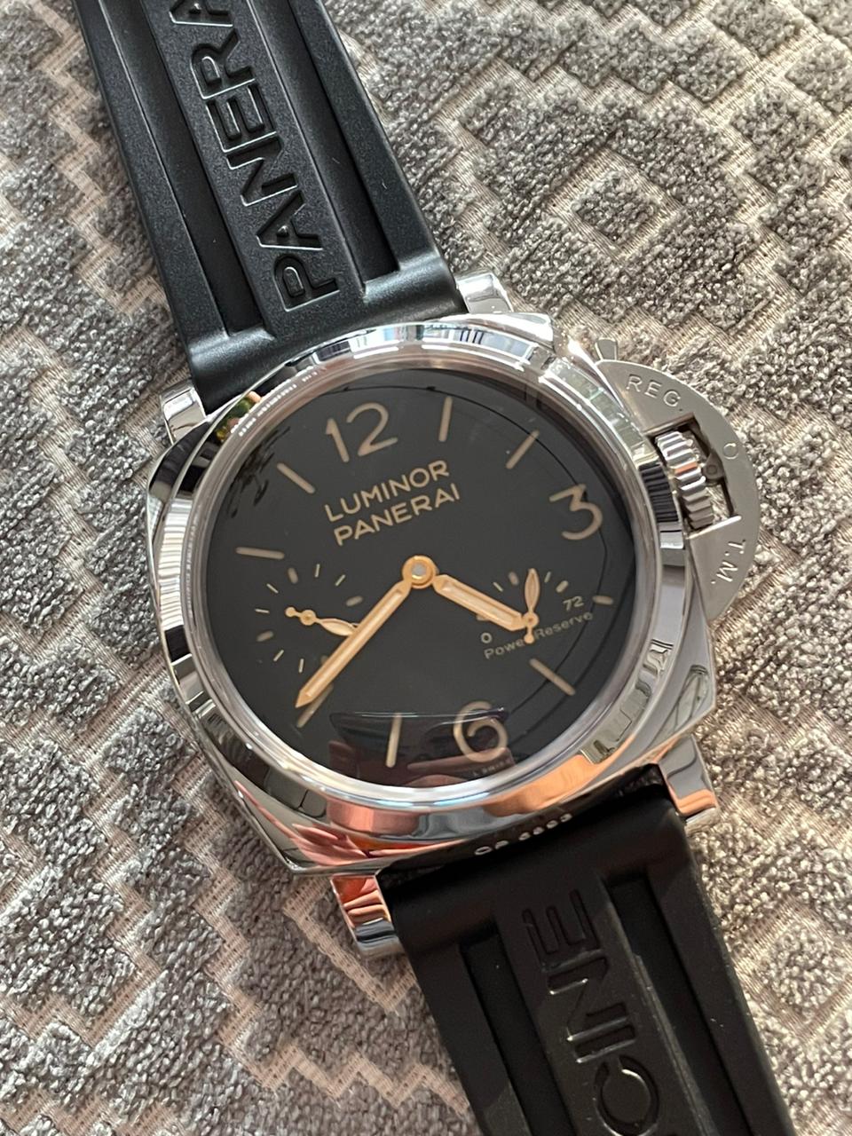 PANERAI LUMINOR 47MM 1950 3 DAYS POWER RESERVE BLACK RUBBER STRAP