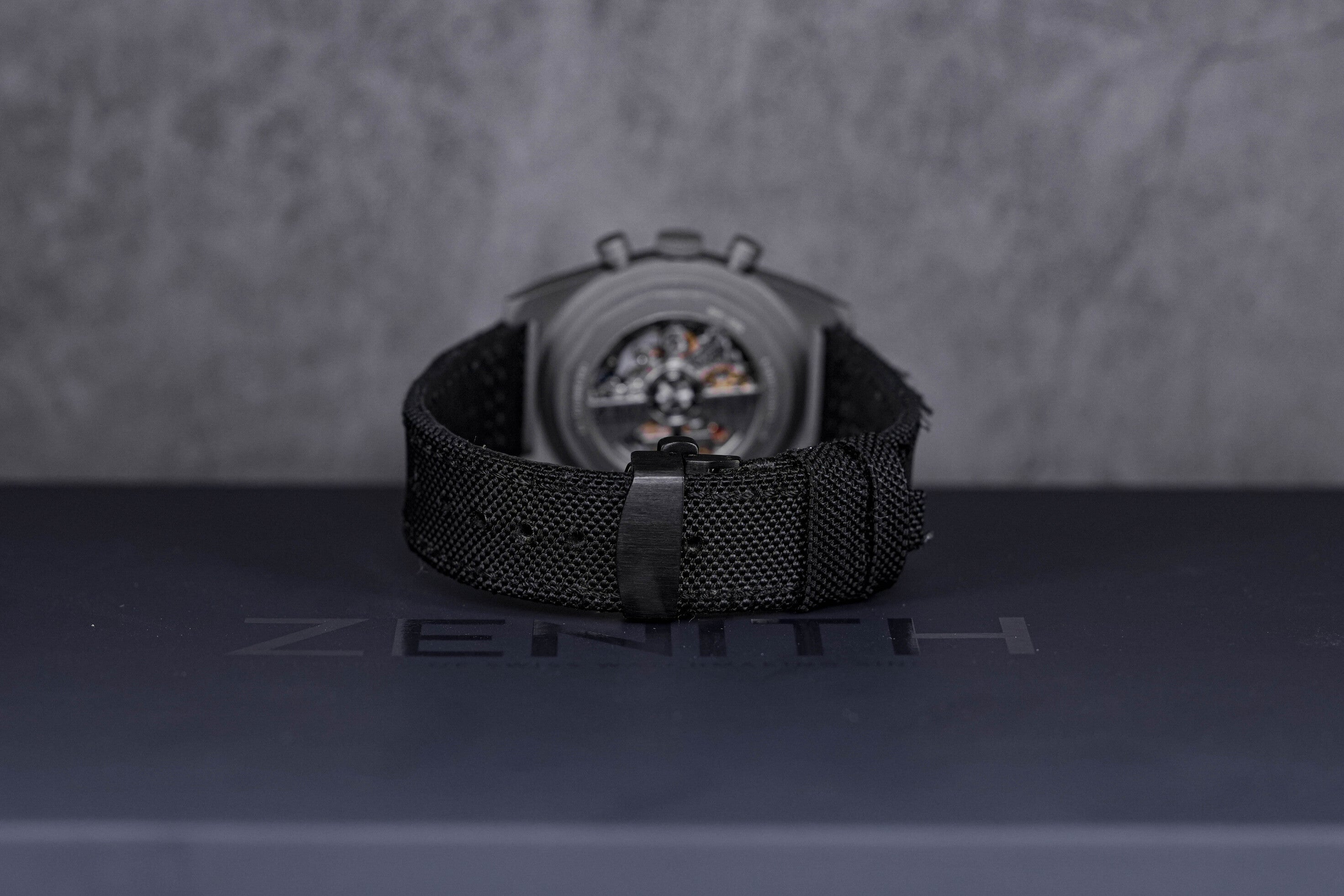 CHRONOMASTER REVIVAL SHADOW TITANIUM (2021)