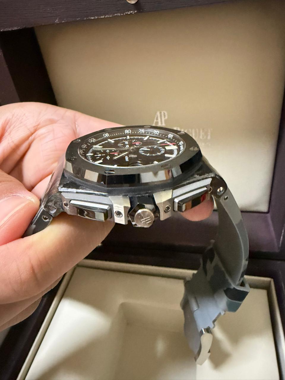 ROYAL OAK OFFSHORE CHRONOGRAPH 44MM NOVELTY CARBON BLACK CERAMIC (2013)