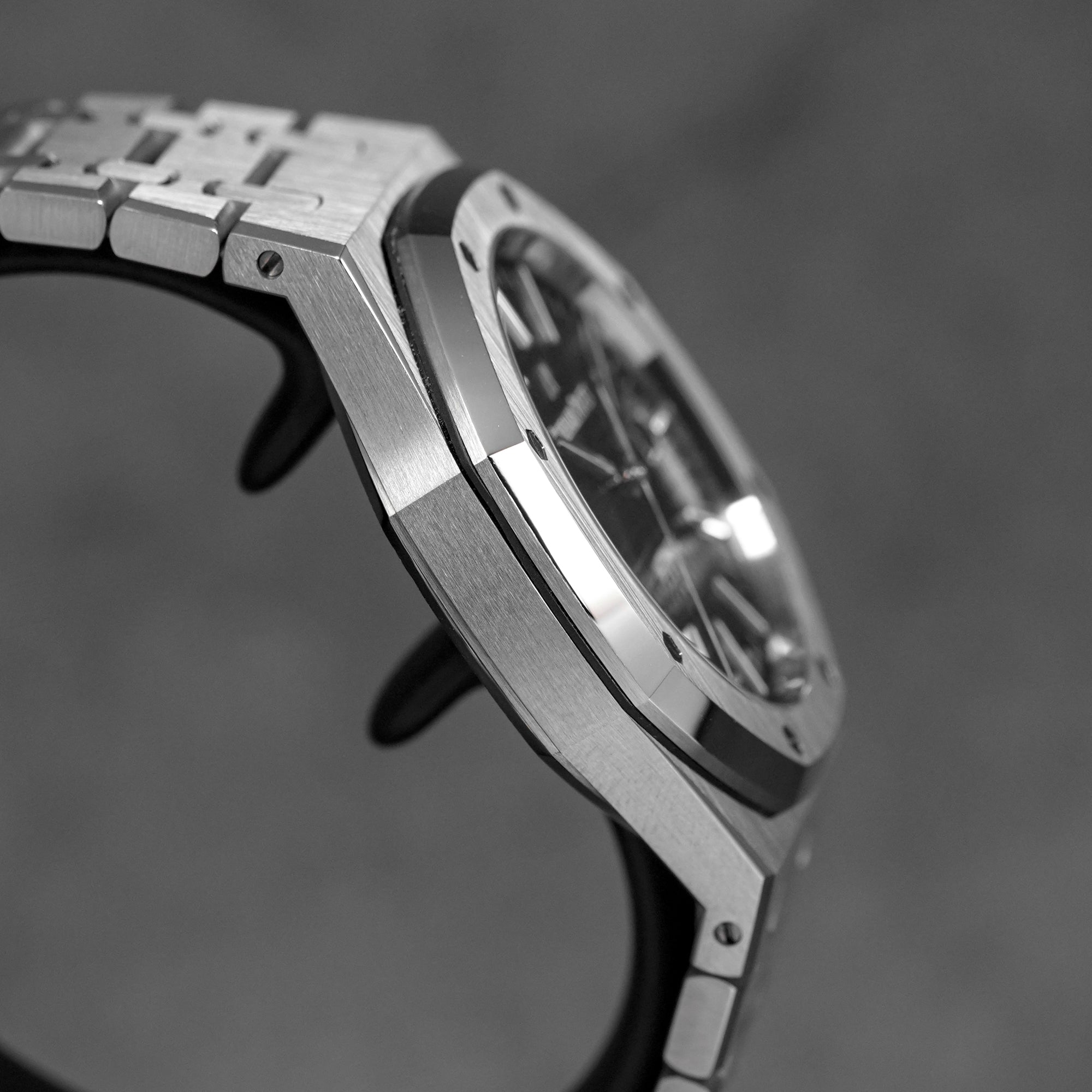 ROYAL OAK 41MM 15400 BLACK DIAL (2018)