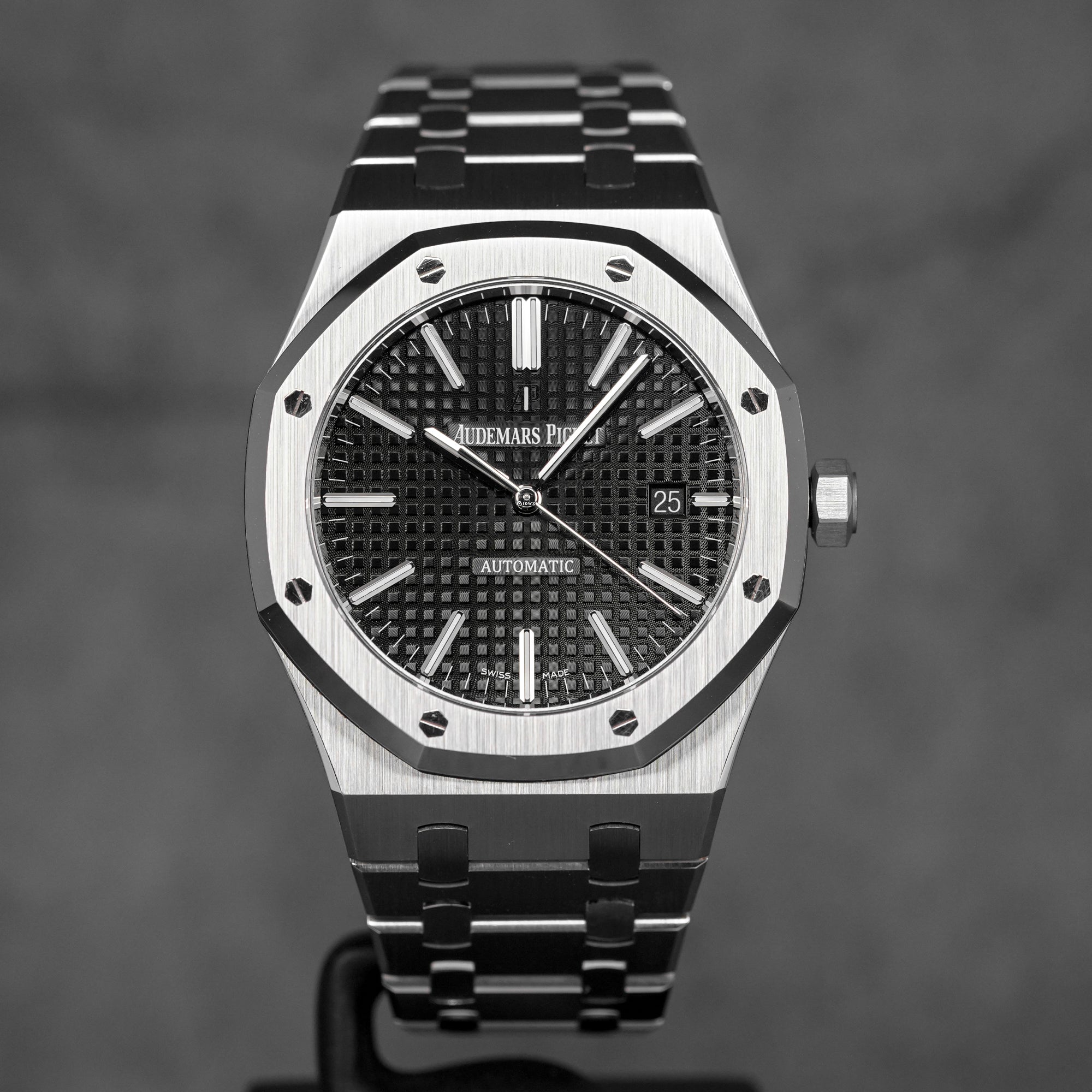 ROYAL OAK 41MM 15400 BLACK DIAL (2019)