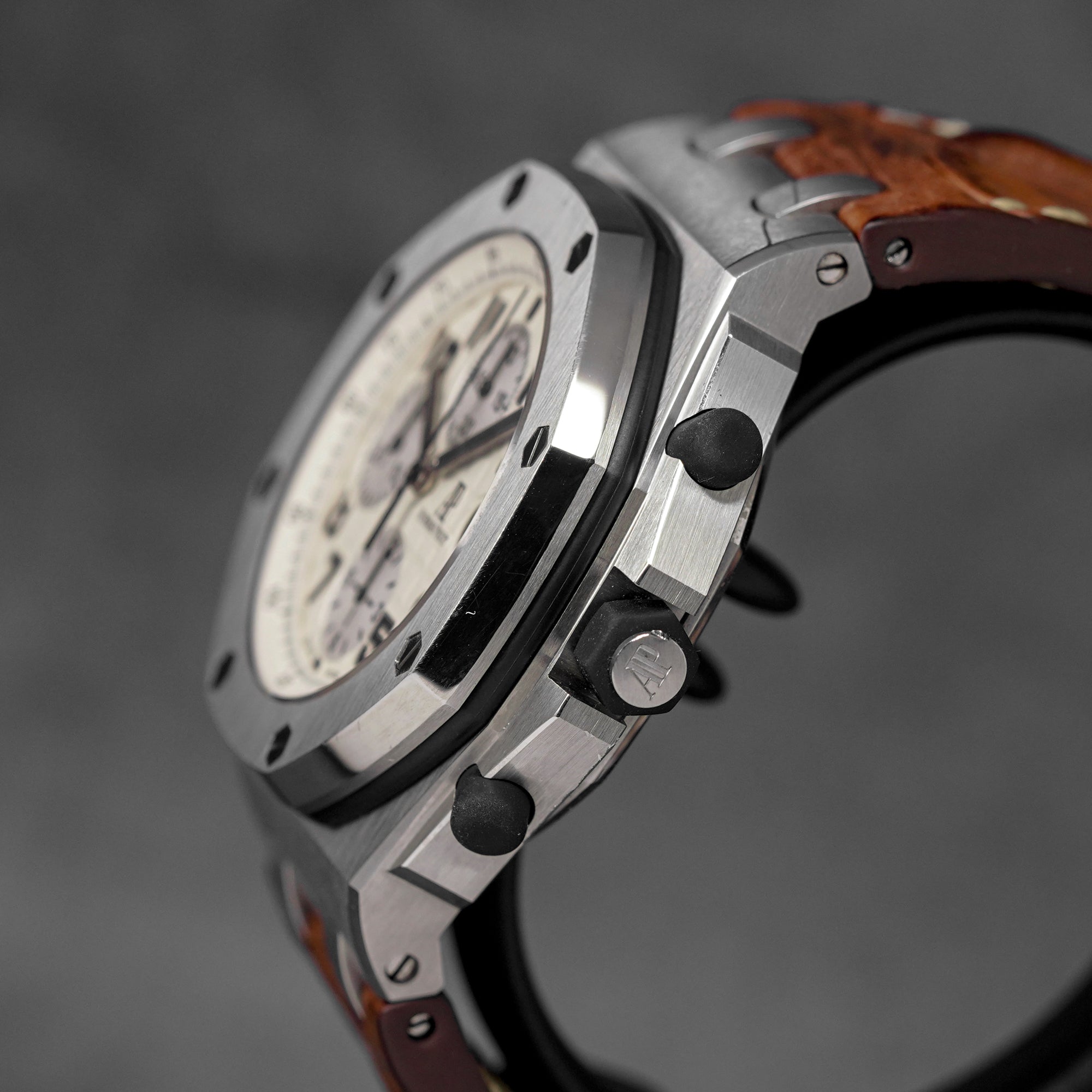 ROYAL OAK OFFSHORE CHRONOGRAPH 42MM 'SAFARI' (2014)
