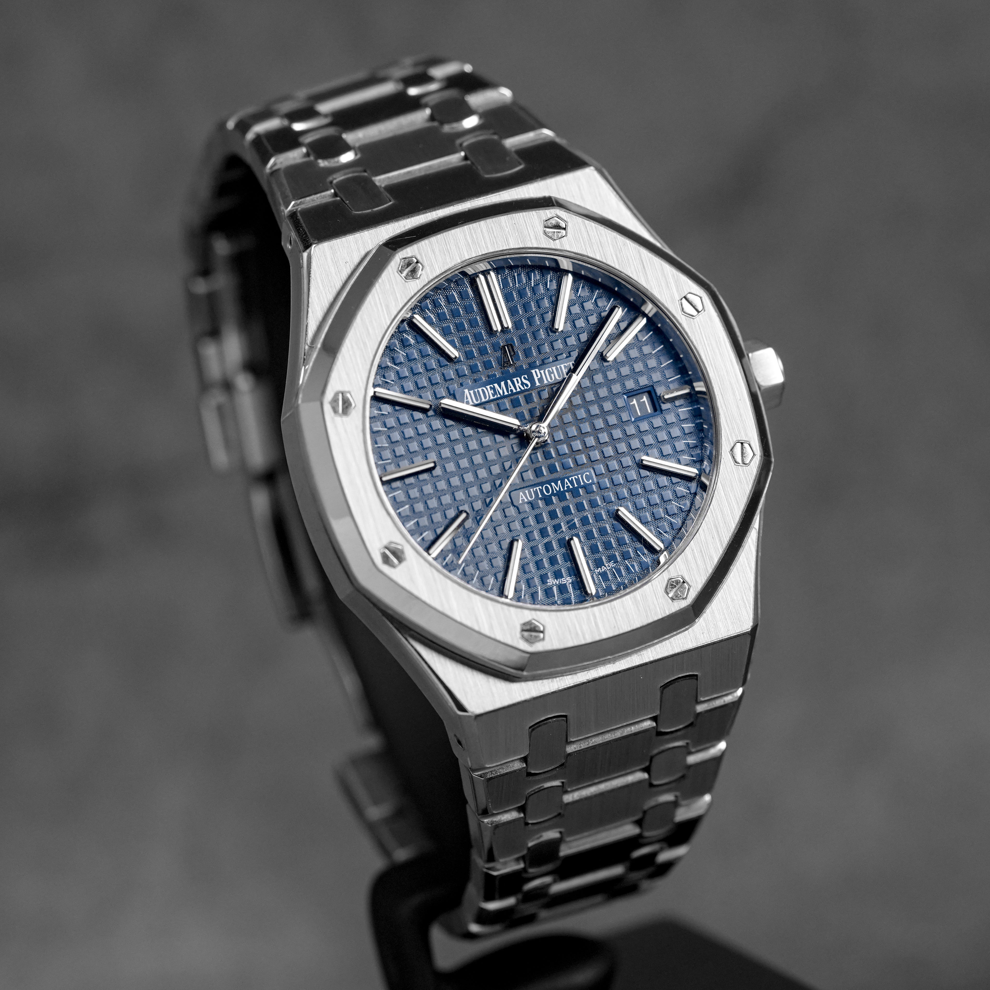 harga audemars piguet royal oak 15400 blue