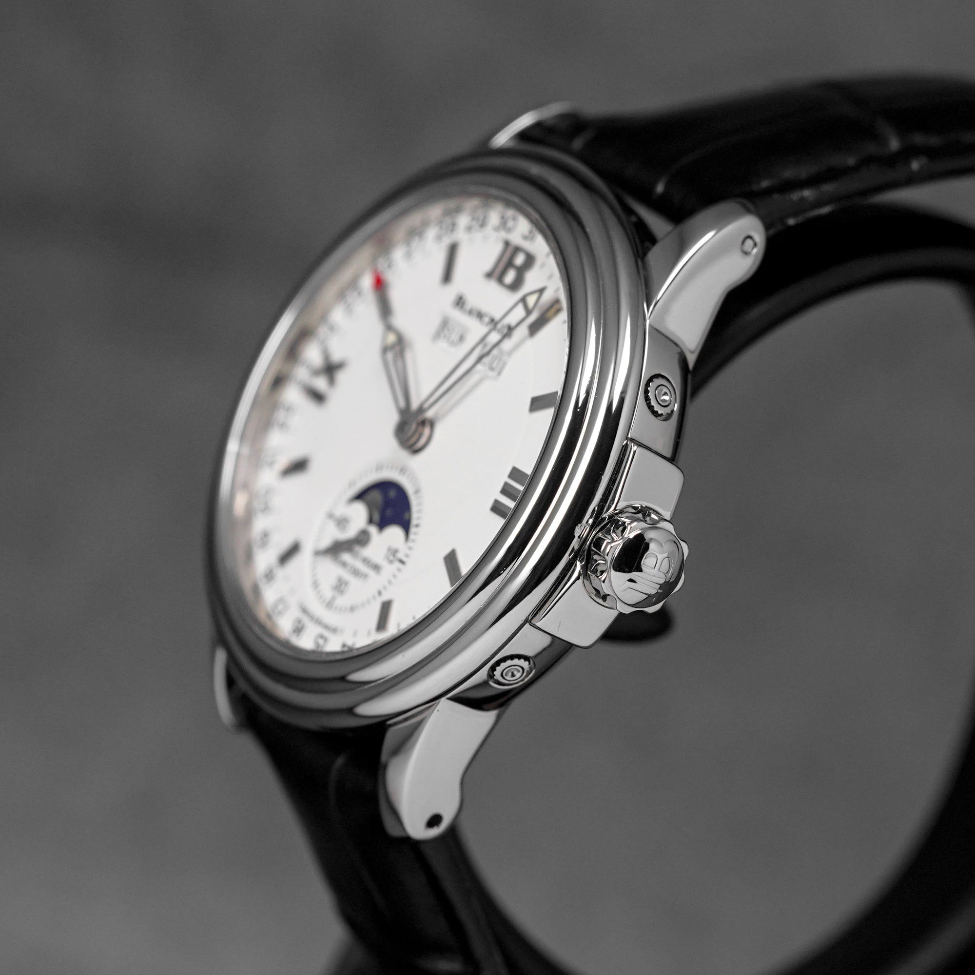 LEMAN COMPLETE CALENDAR MOONPHASE SILVER DIAL (WATCH ONLY)