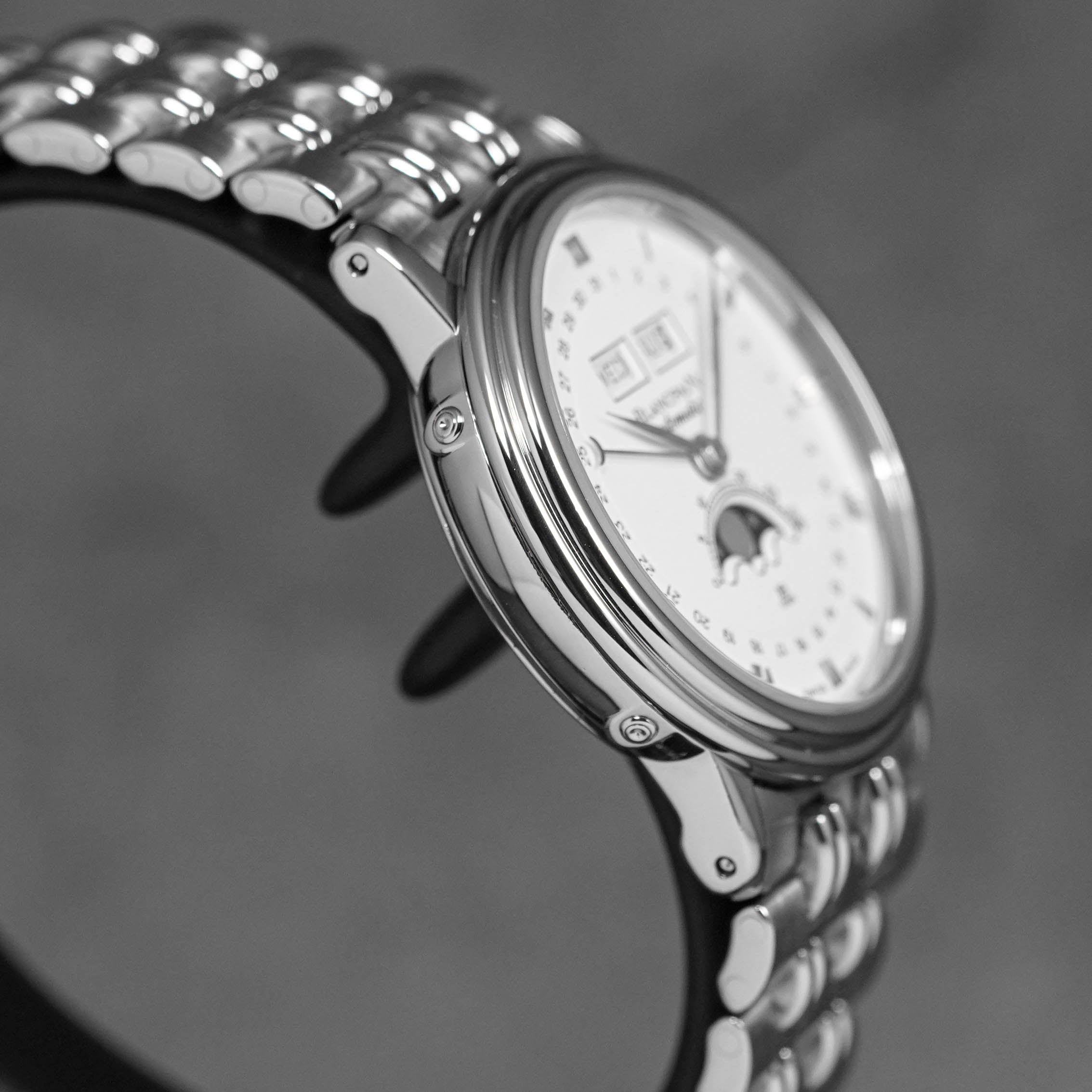 VILLERET COMPLETE CALENDAR MOONPHASE WHITE DIAL (2021)