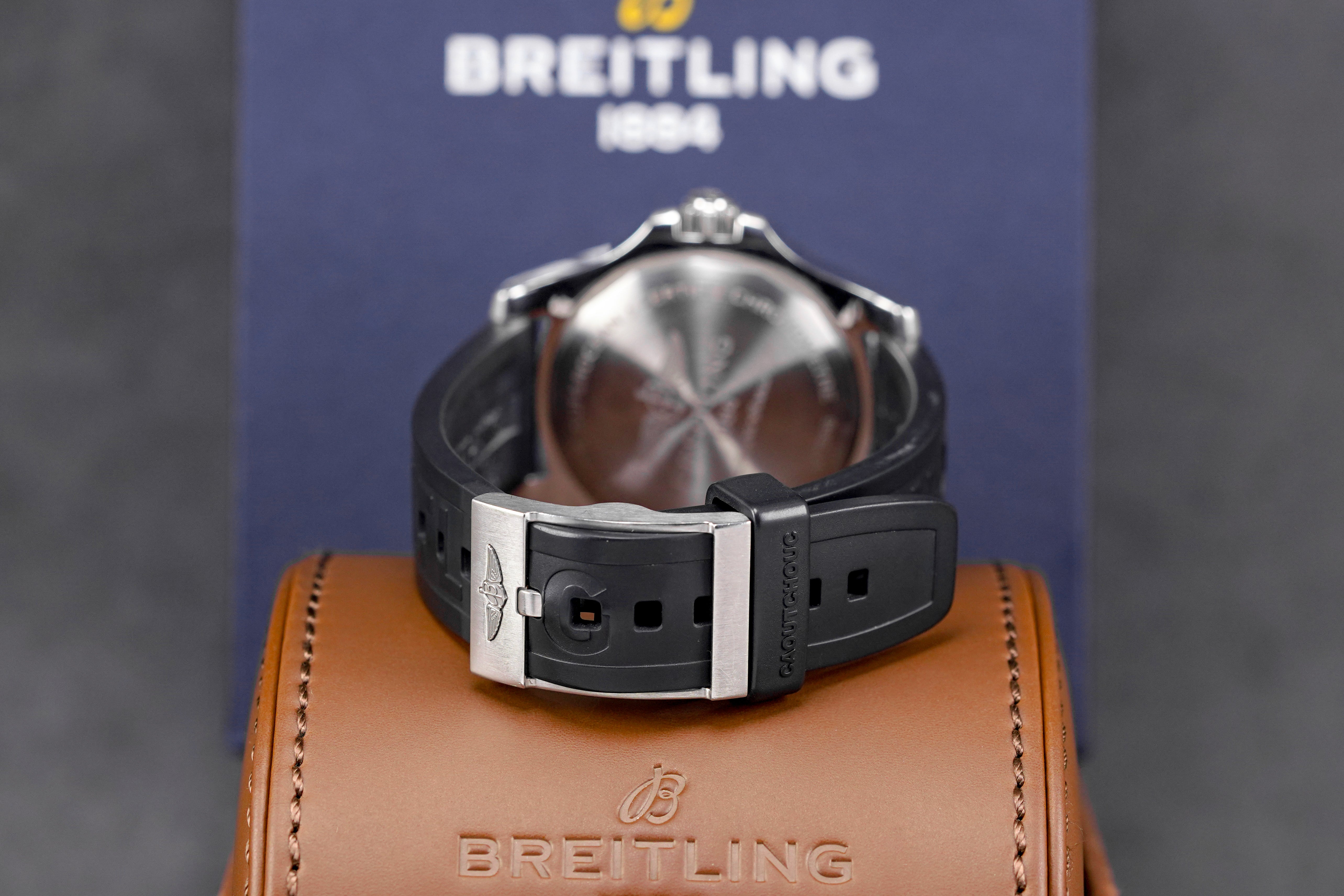 harga breitling superocean 42 black