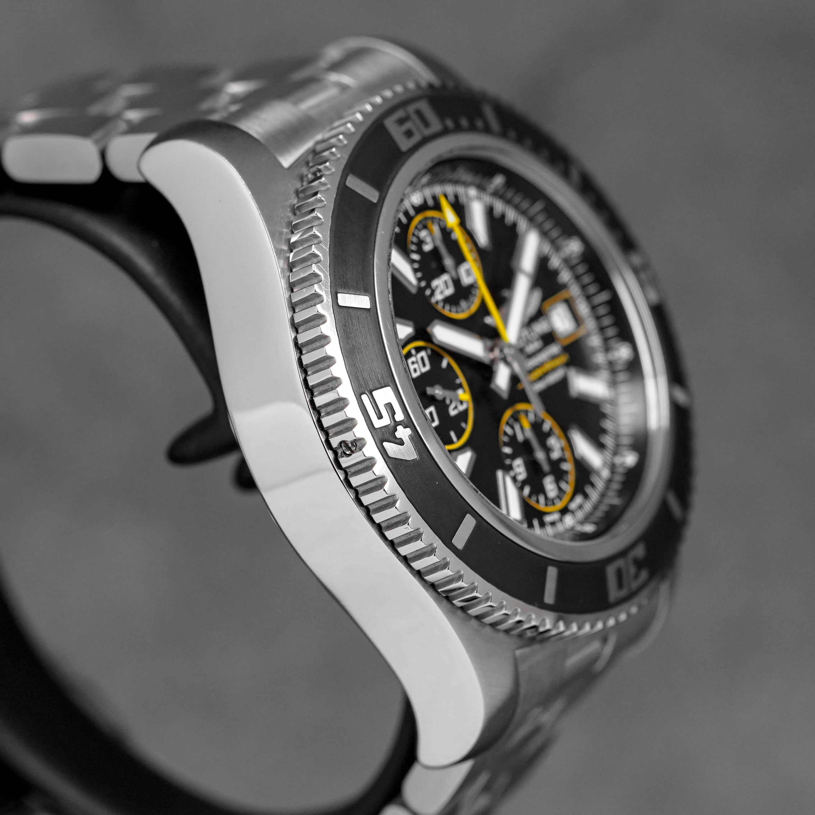 harga breitling superocean chrono