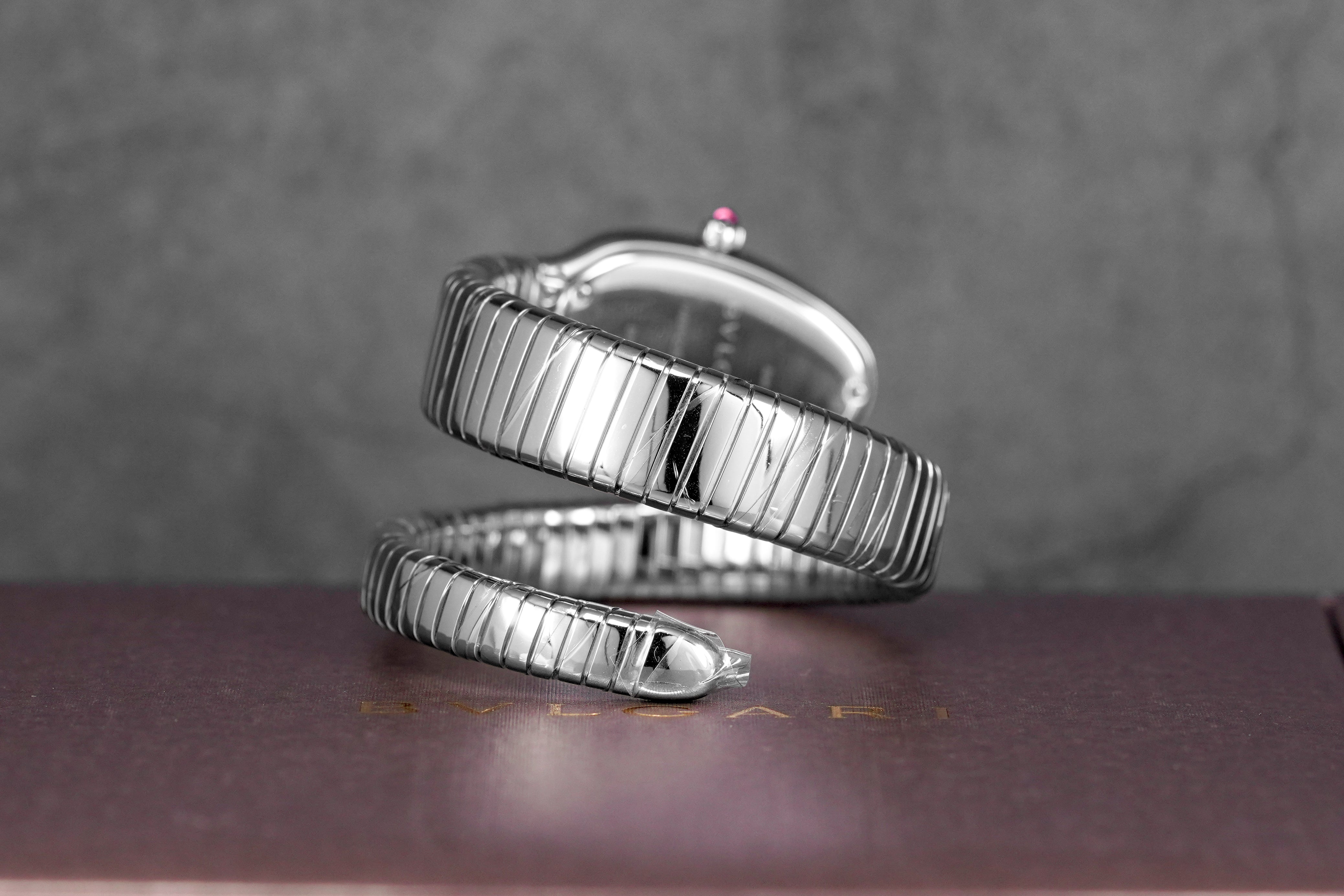 harga bvlgari serpenti tubogas black diamond