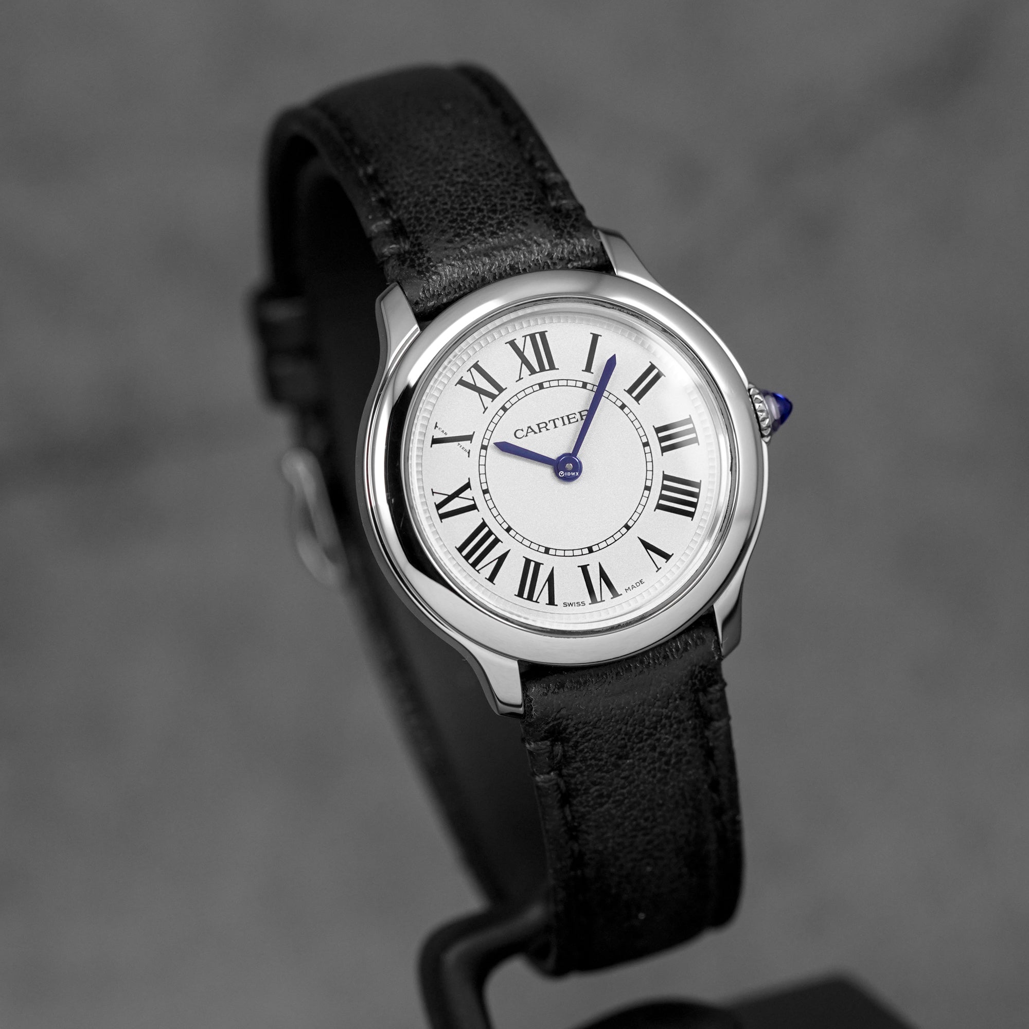 harga cartier ronde must silver