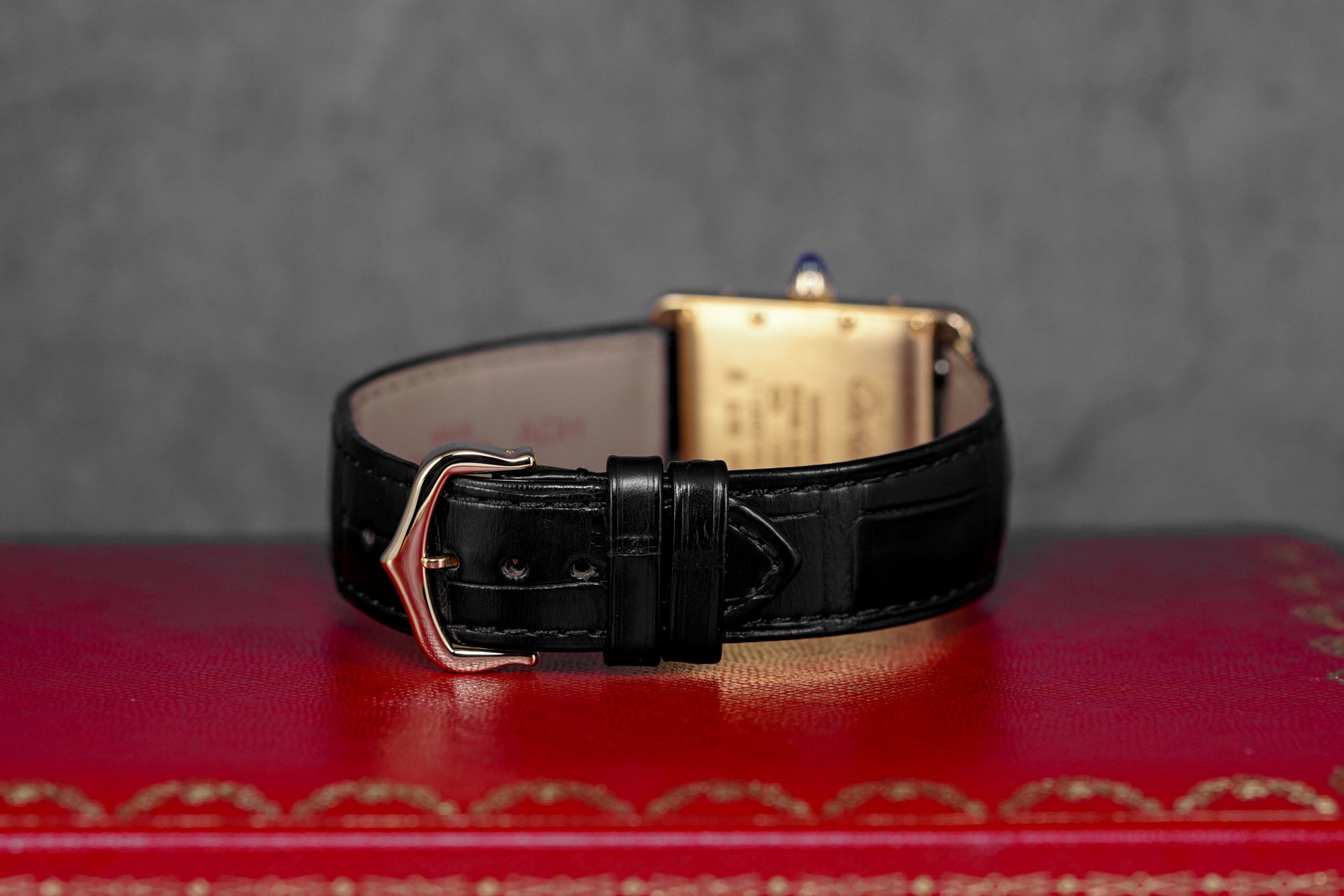 harga cartier tank louis m yellowgold black