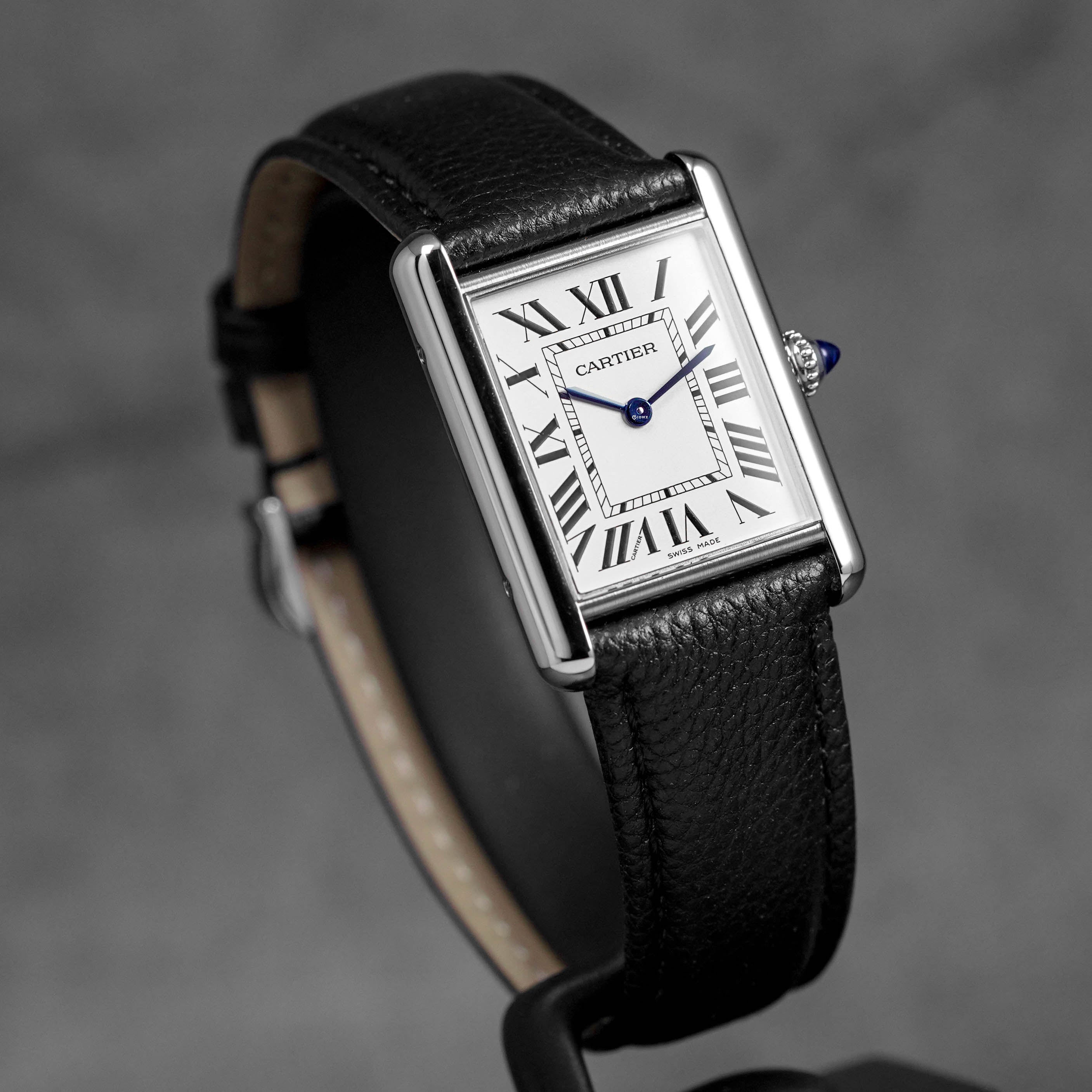harga cartier tank must l