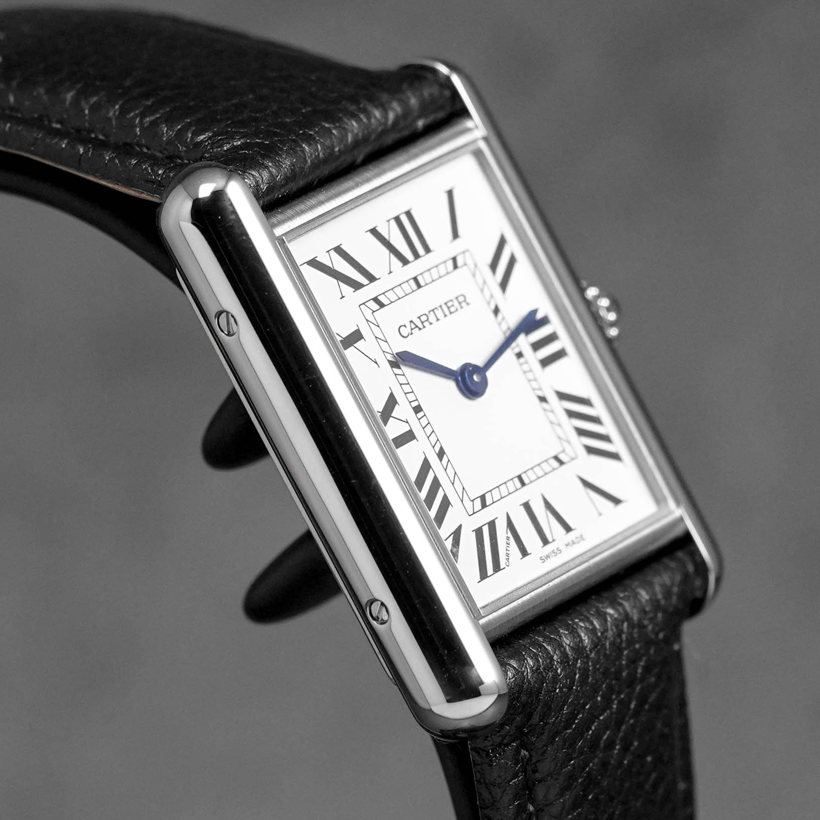 harga cartier tank must l