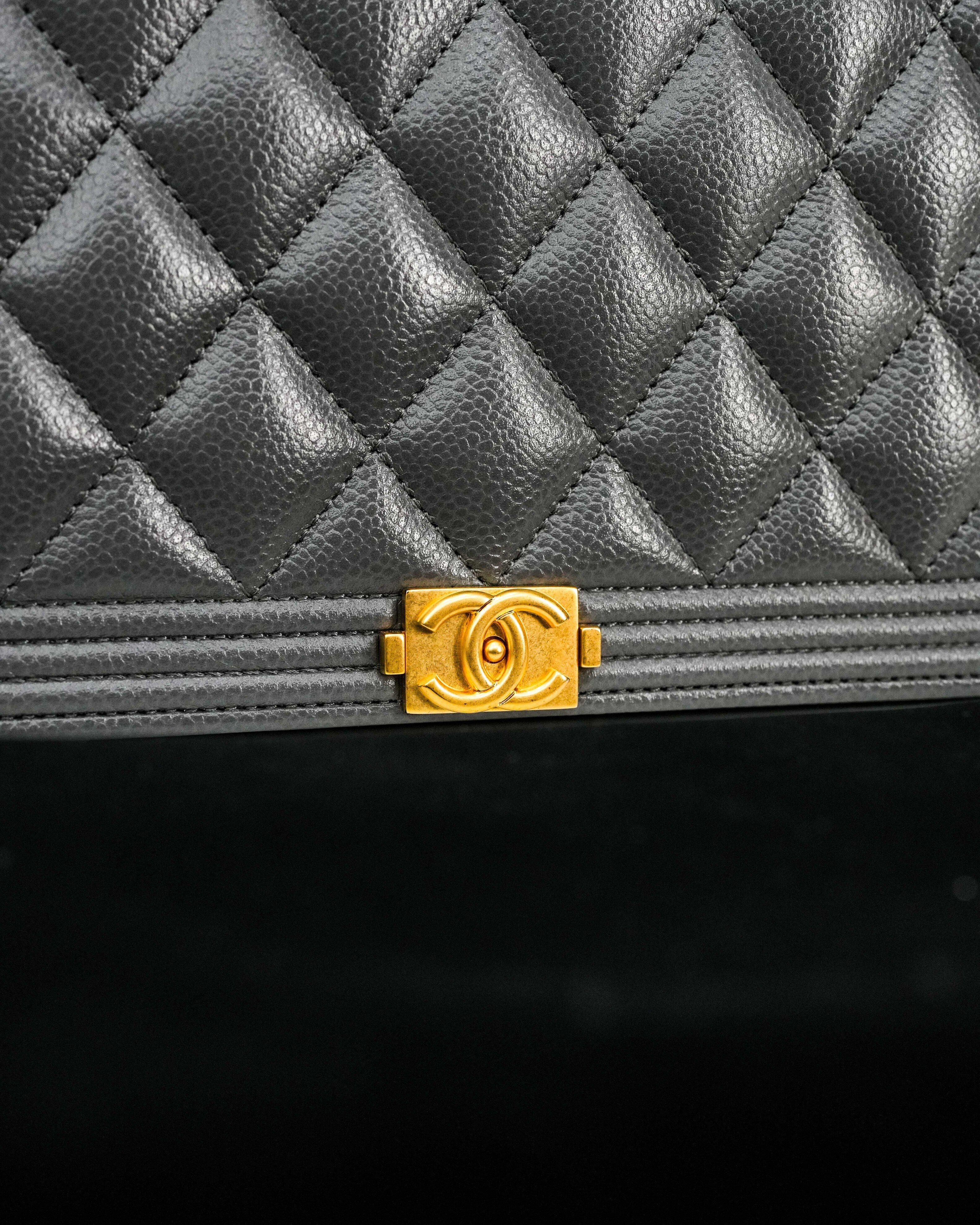 BOY WALLET ON CHAIN CAVIAR GREY GHW