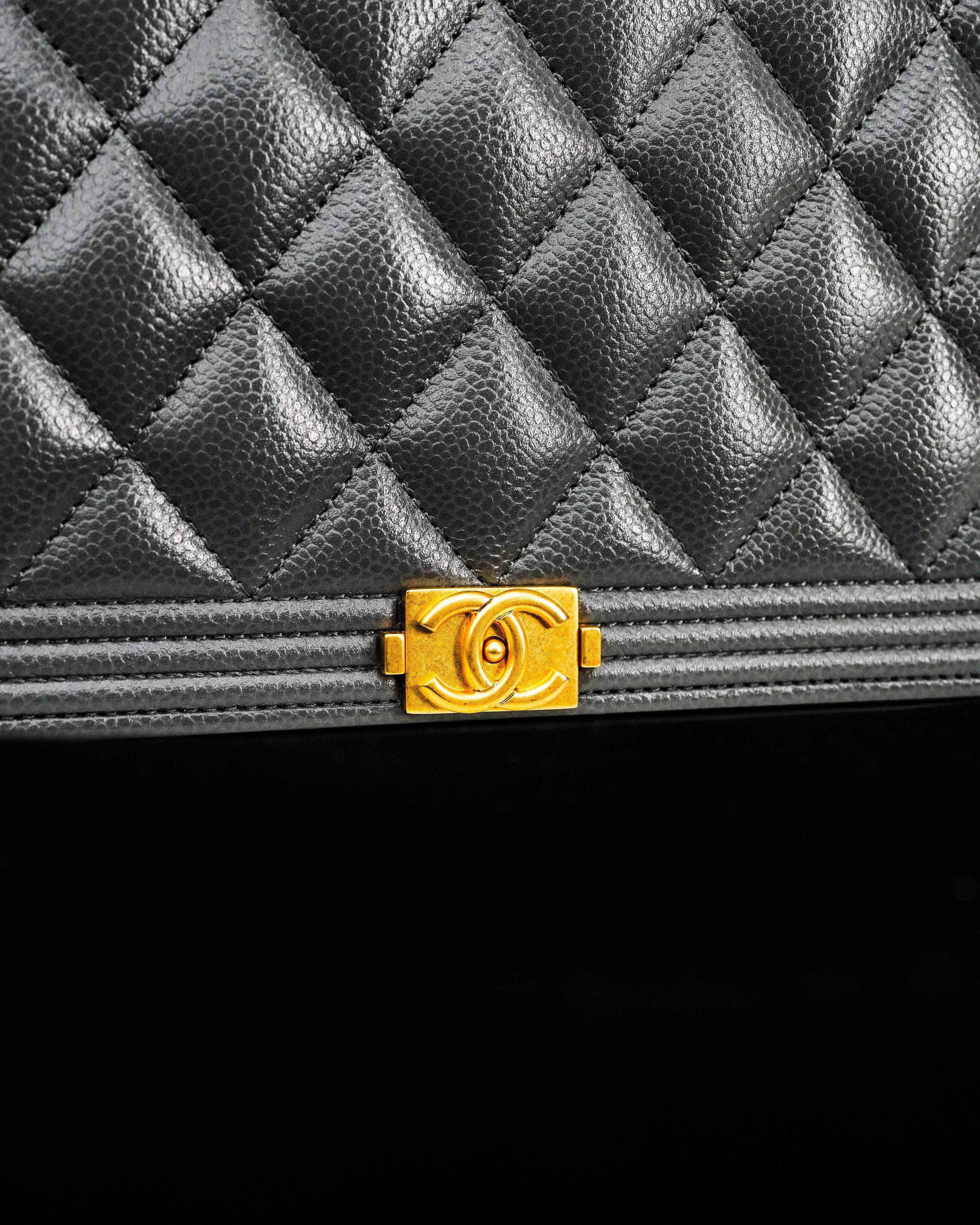 BOY WALLET ON CHAIN CAVIAR GREY GHW