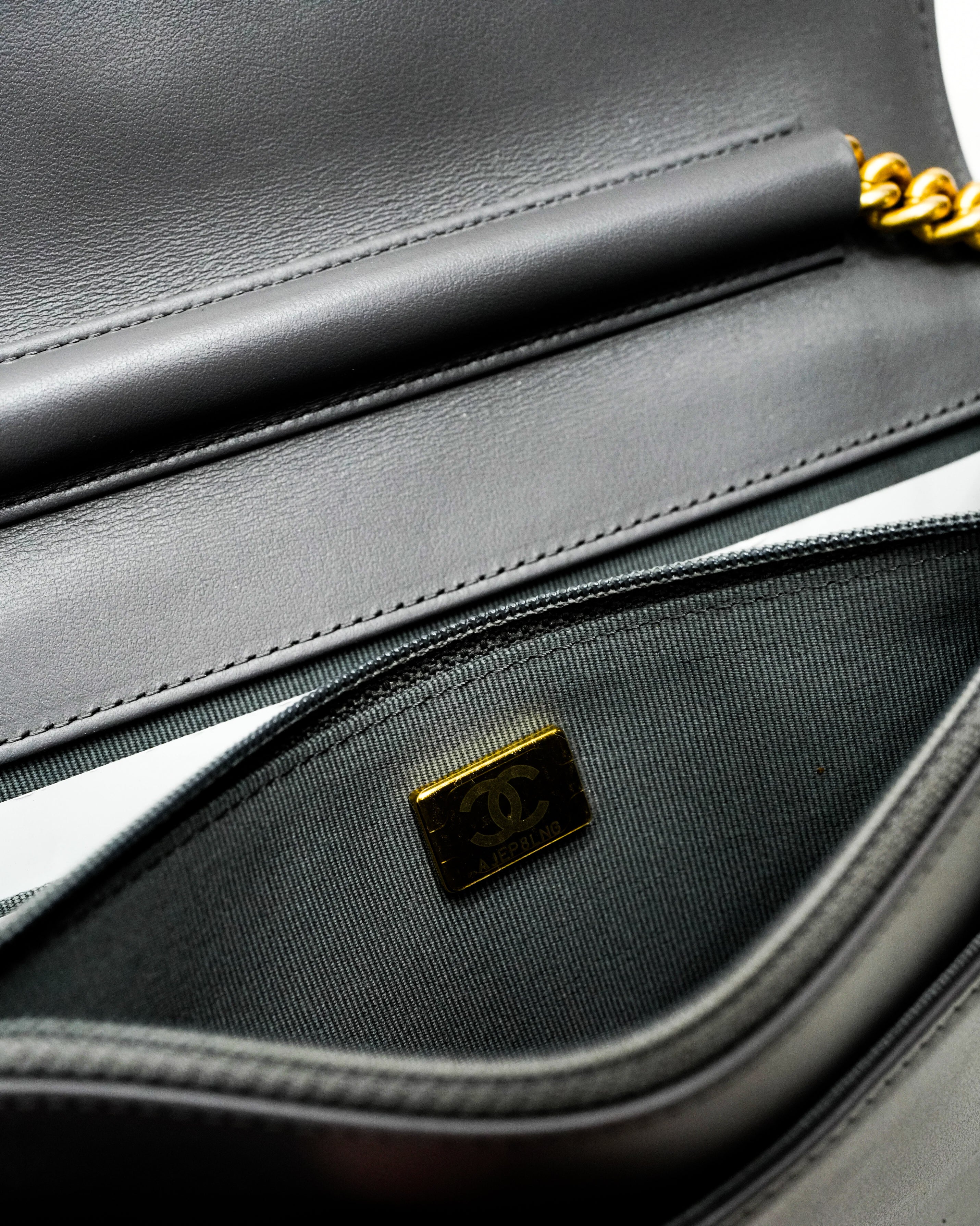 BOY WALLET ON CHAIN CAVIAR GREY GHW
