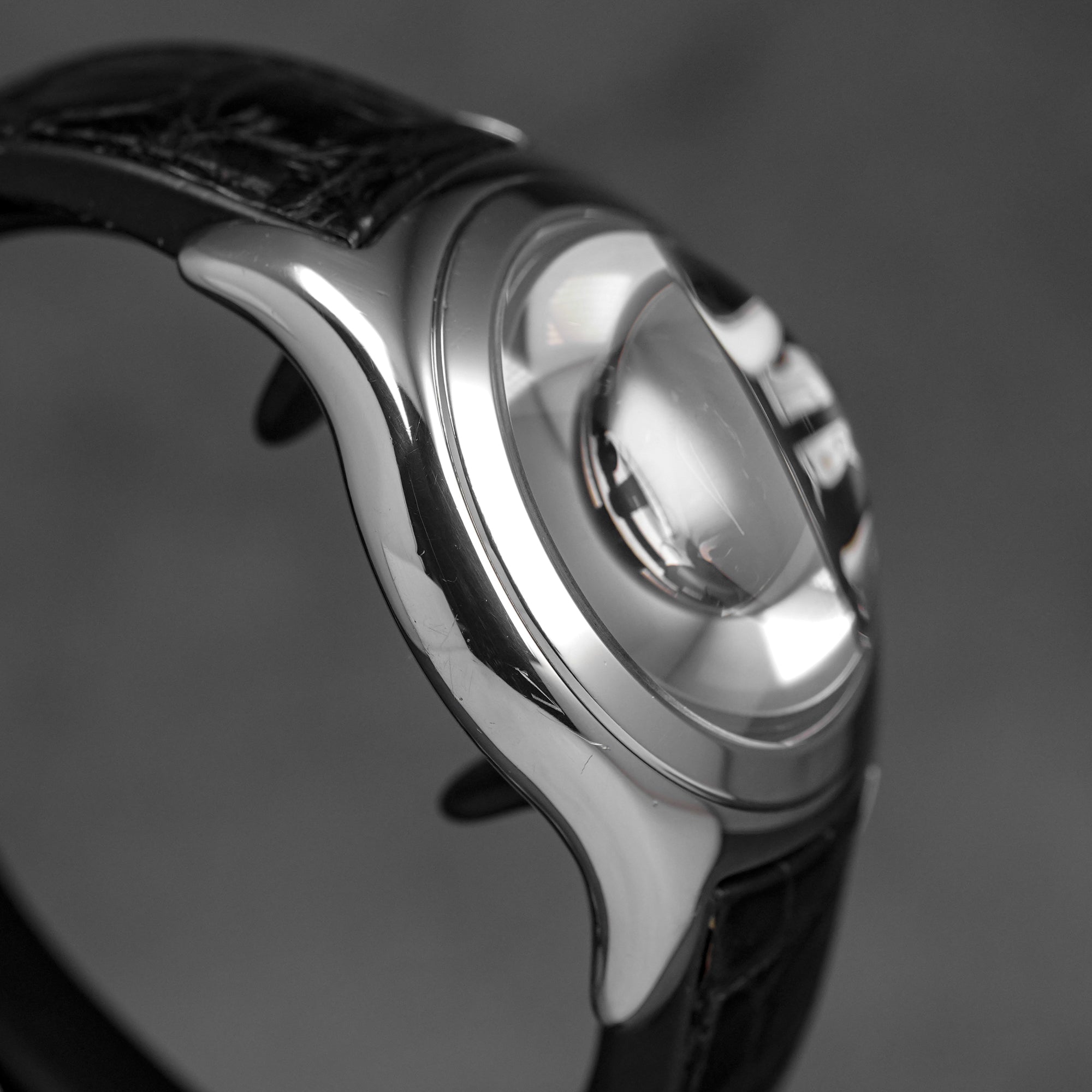 BUBBLE BLACK SKELETON (WATCH ONLY)