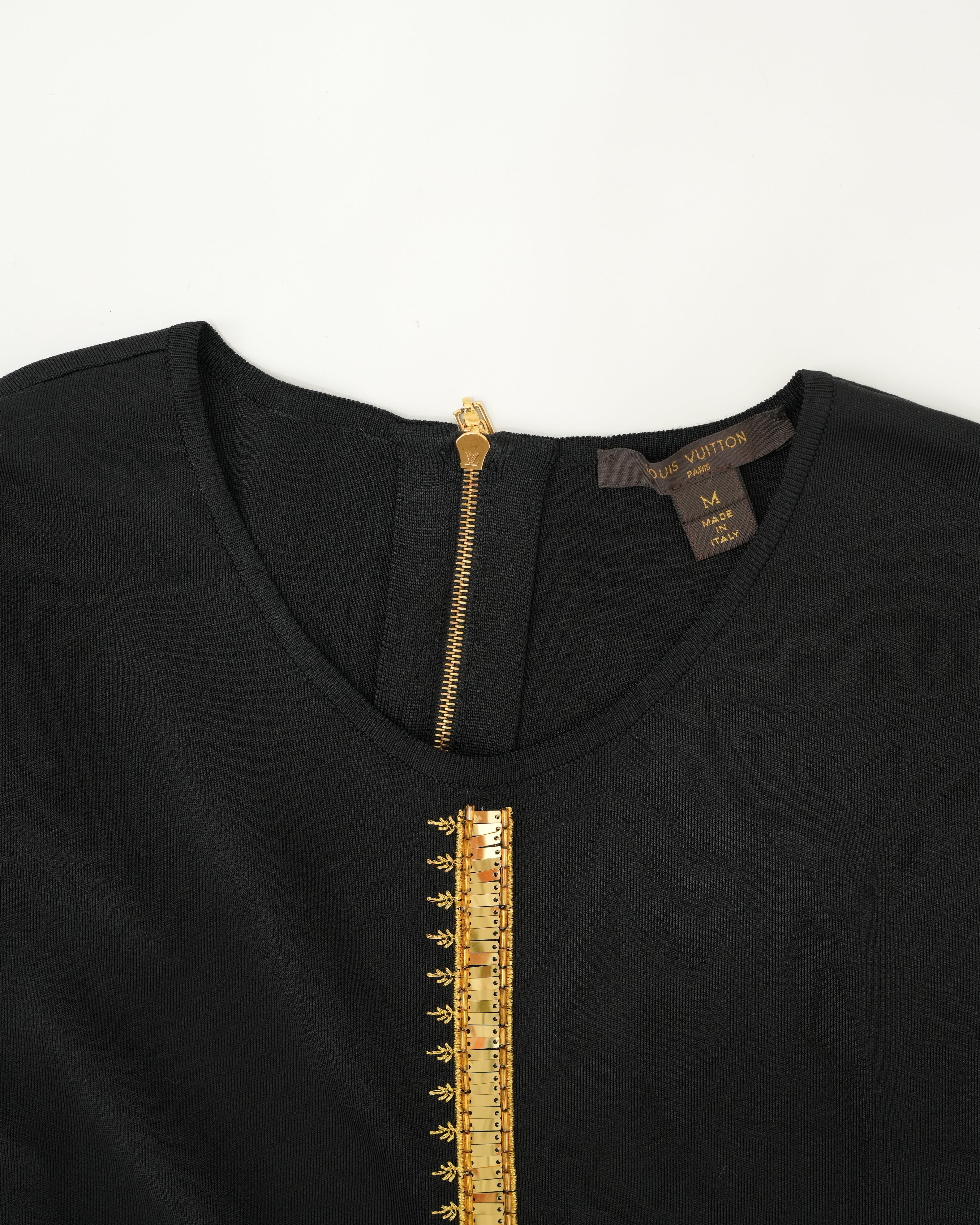 FIT-AND-FLARE BLACK DRESS WITH GOLD DETAILING SIZE M