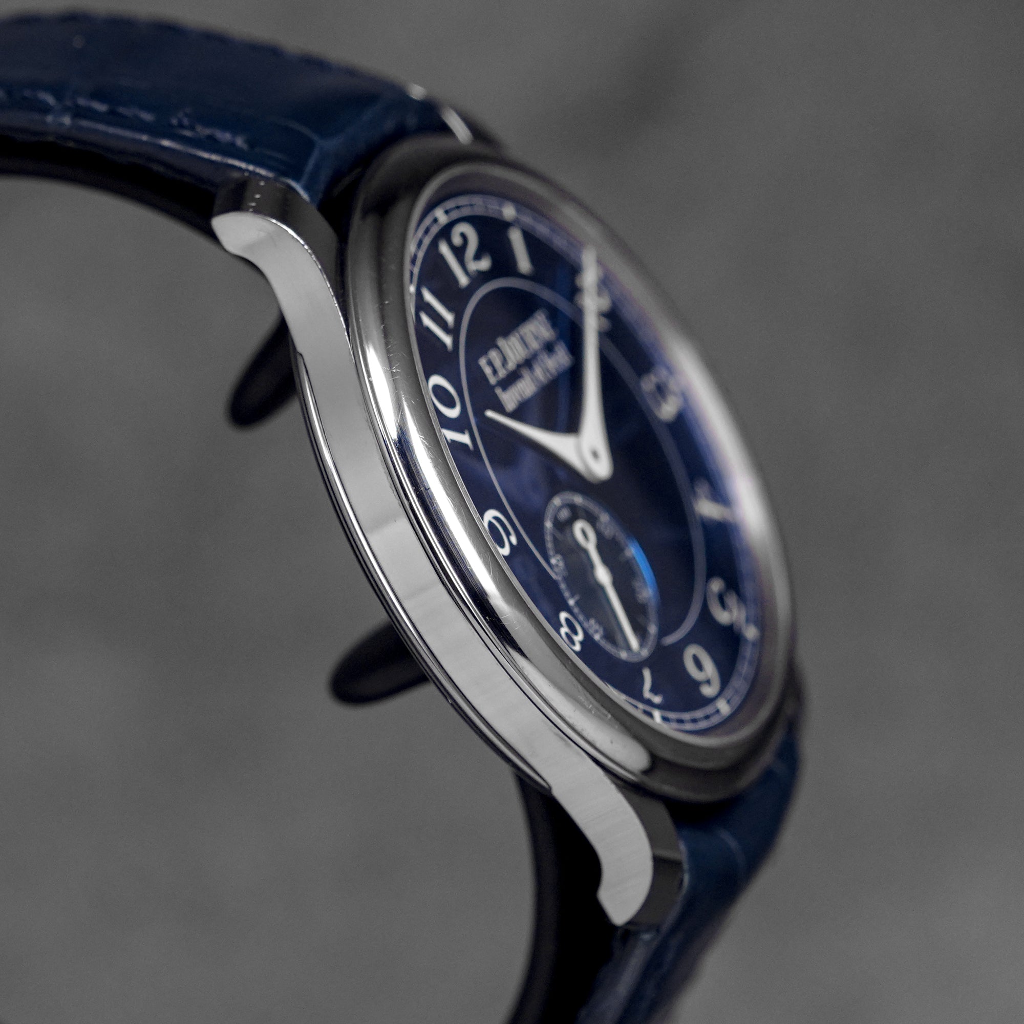CHRONOMÈTRE BLEU TANTALUM (2017)