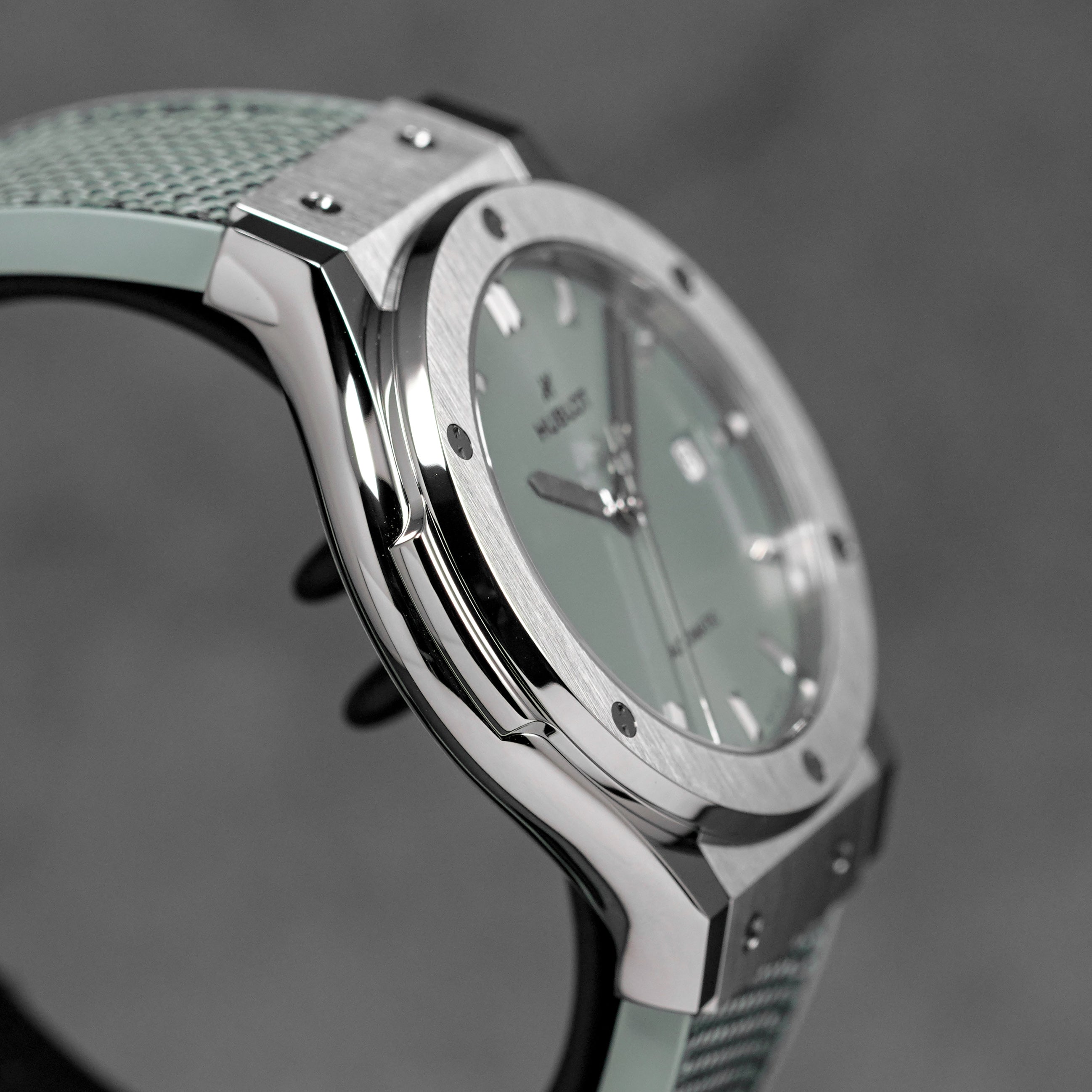 harga hublot classic fusion 42 titanium sage green terbaru