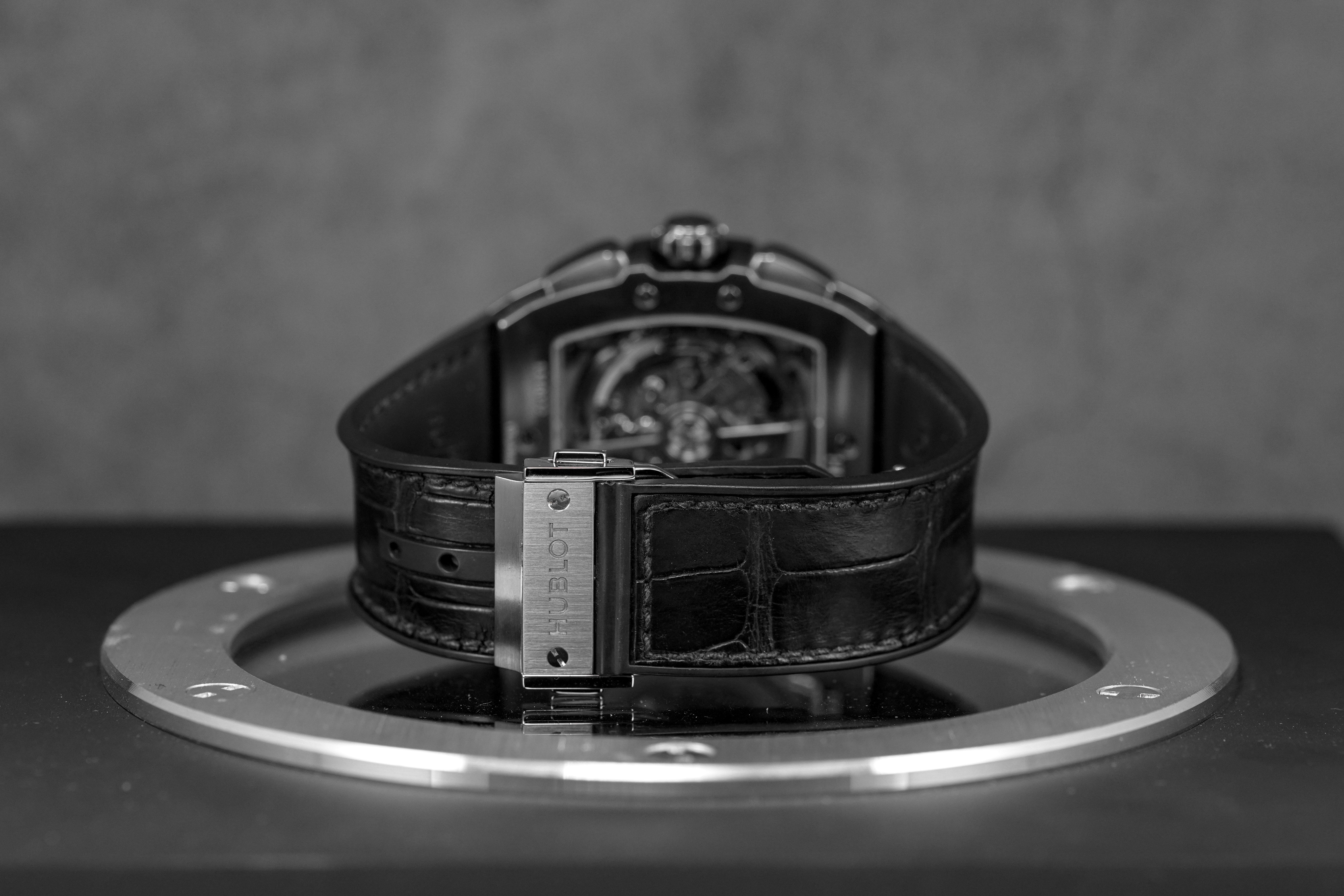 harga hublot spirit of big bang 42 titanium ceramic