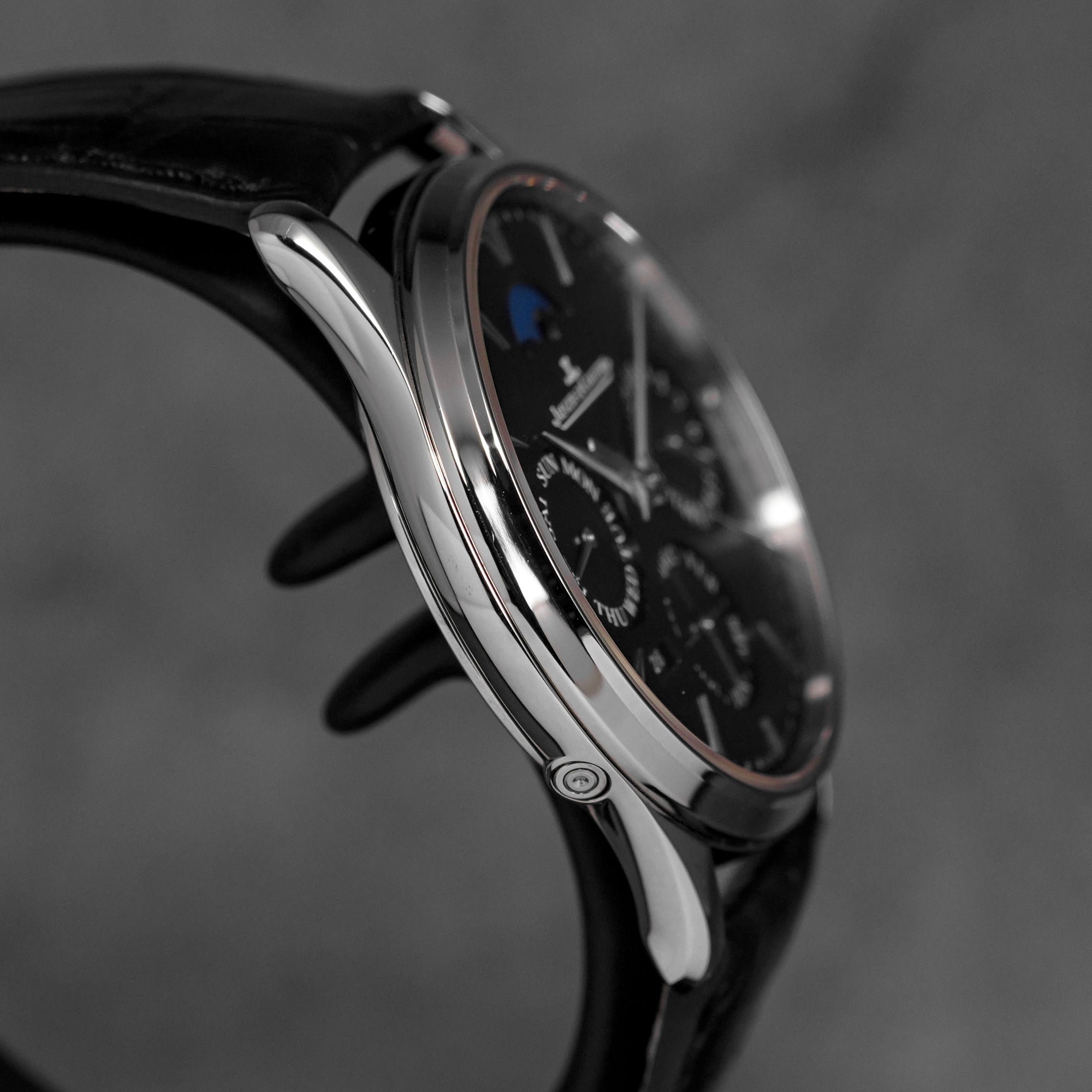 MASTER ULTRA THIN PERPETUAL CALENDAR BLACK DIAL