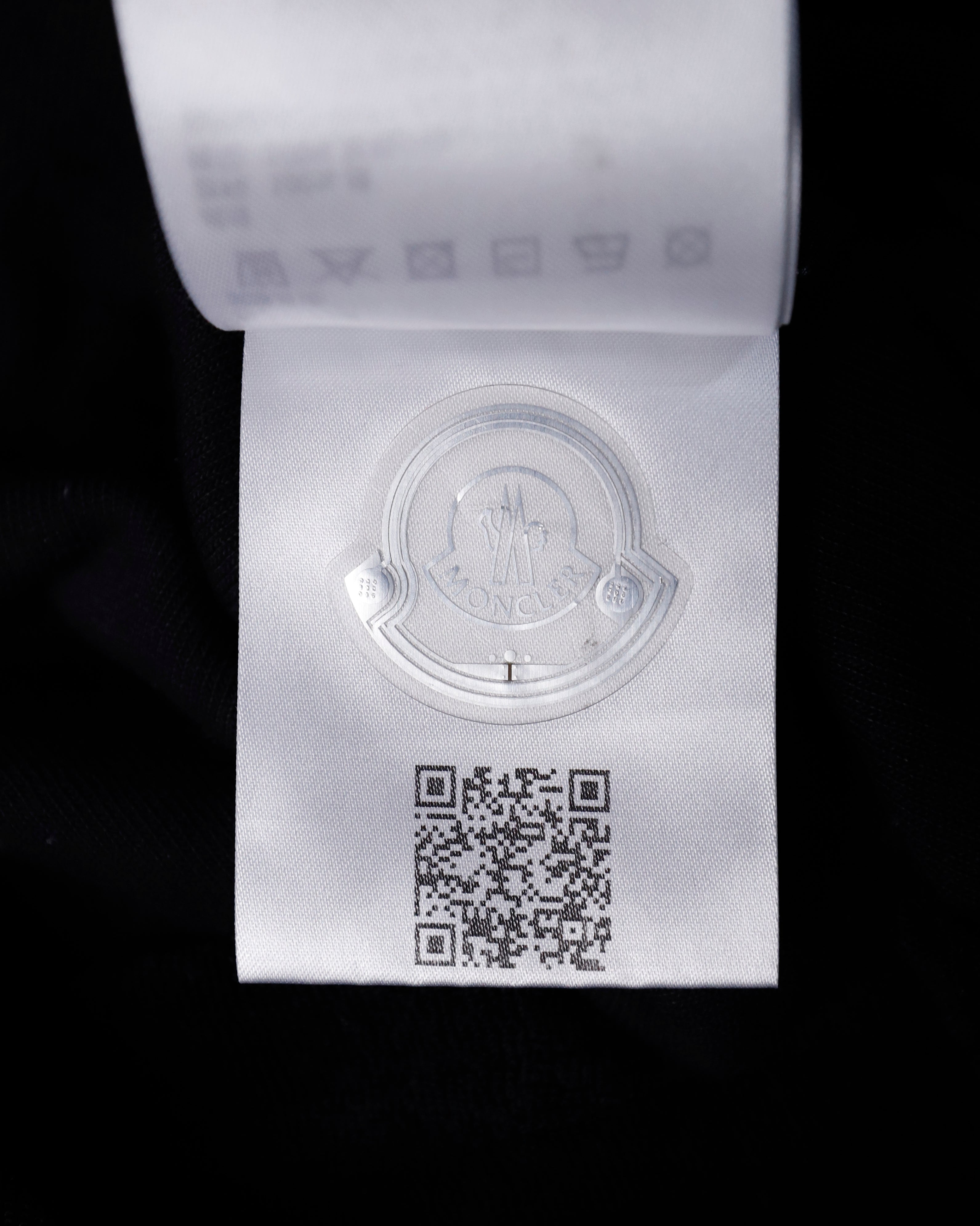 MEN'S LOGO OUTLINE T-SHIRT BLACK SIZE L