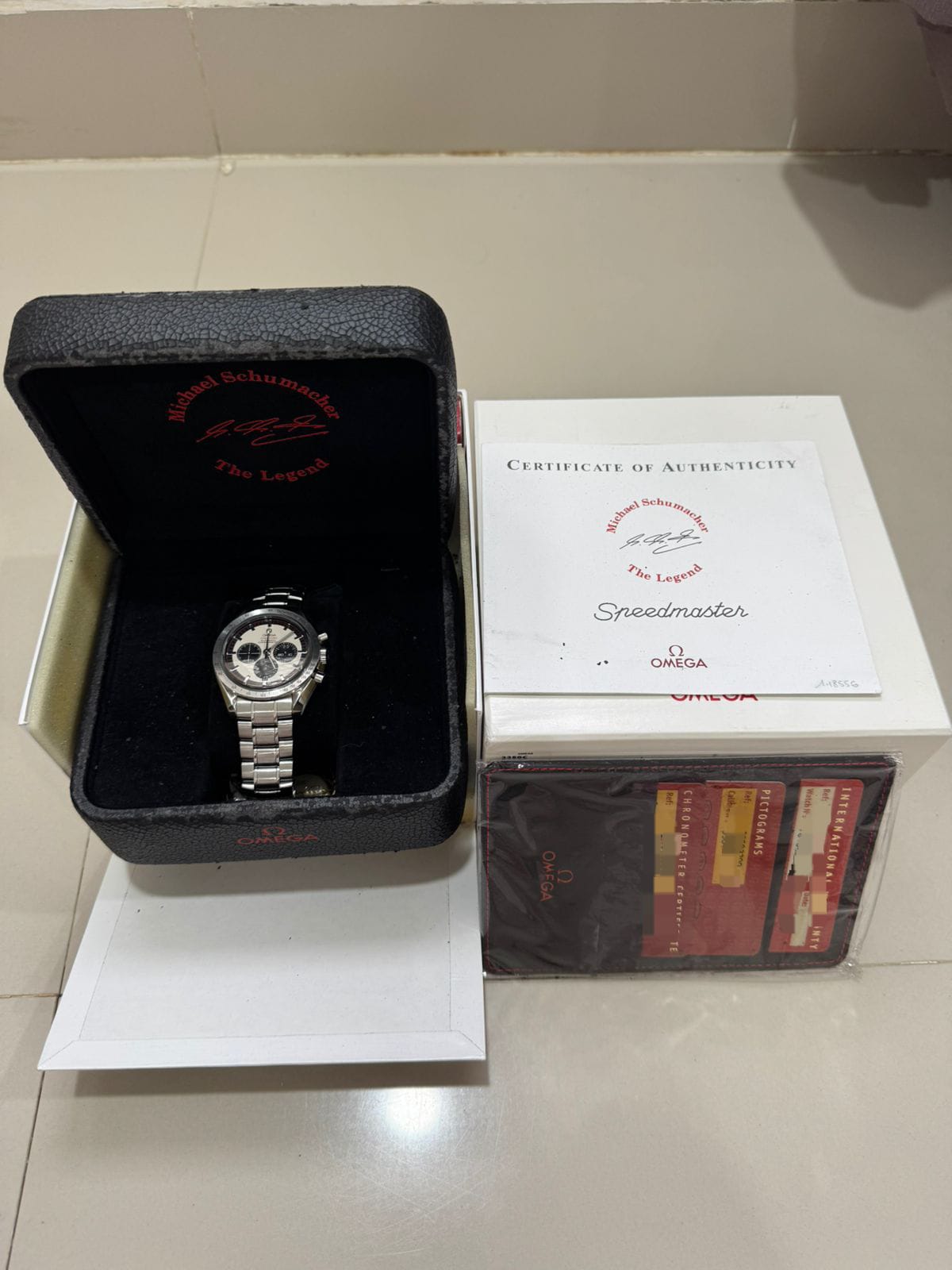 SPEEDMASTER SCHUMACHER 'THE LEGEND' WHITE PANDA DIAL LIMITED EDITION (UNDATED)