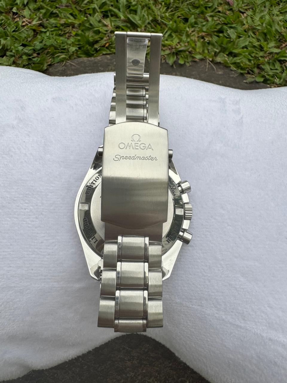 SPEEDMASTER SCHUMACHER 'THE LEGEND' WHITE PANDA DIAL LIMITED EDITION (UNDATED)