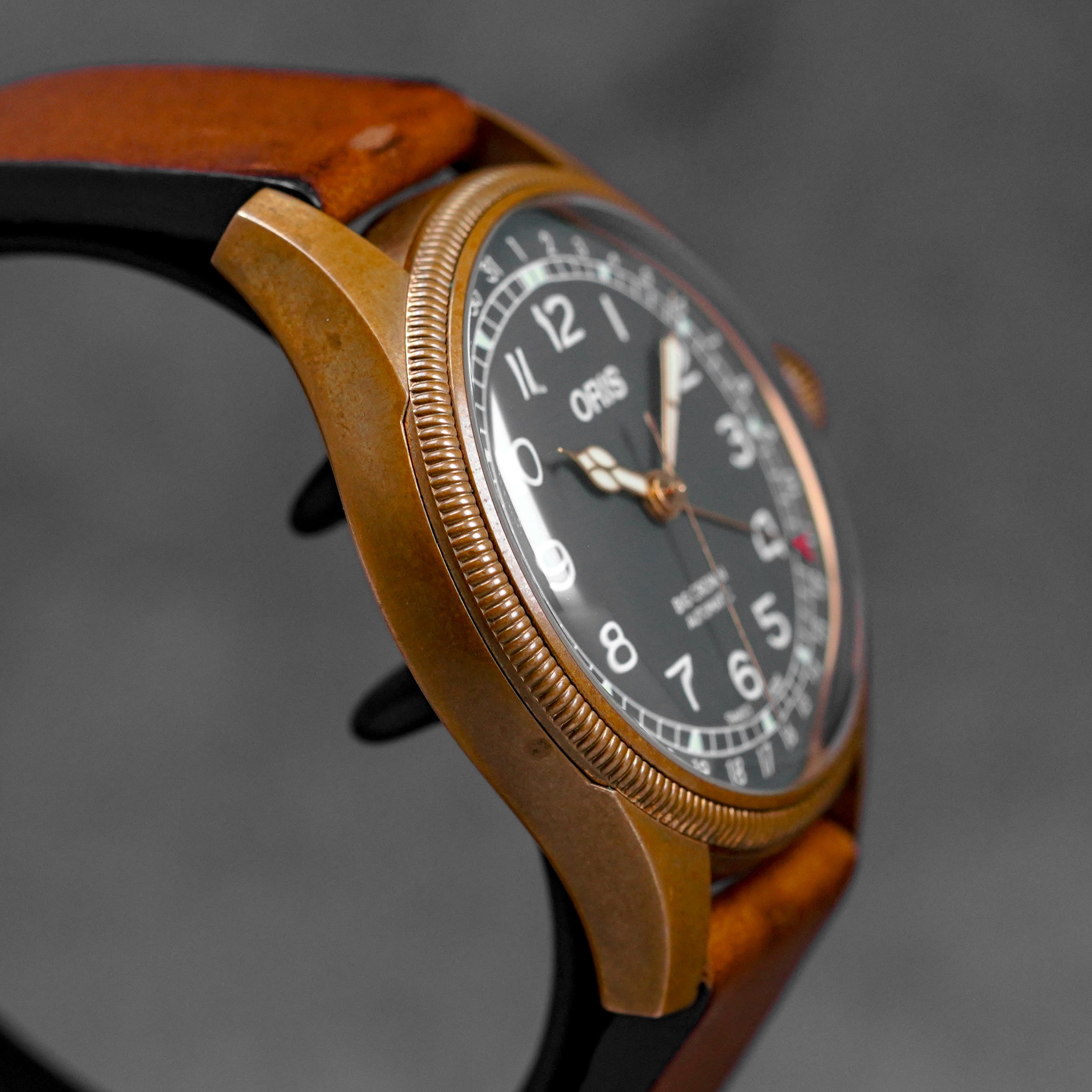 harga oris big crown pointer date 80th anniversary