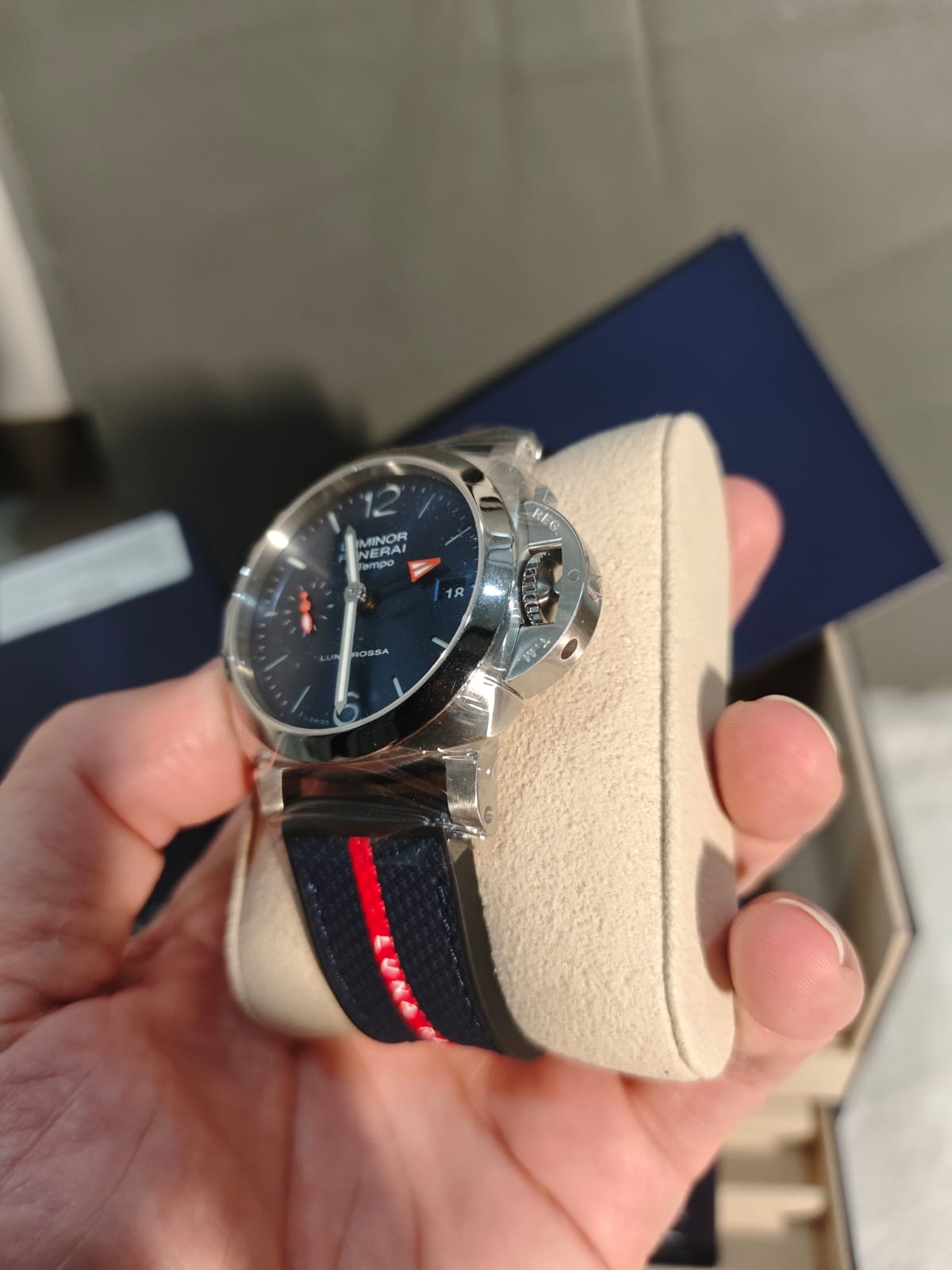 LUMINOR QUARANTA BITEMPO LUNA ROSSA 40MM BLUE DIAL PAM 1404 (2026)