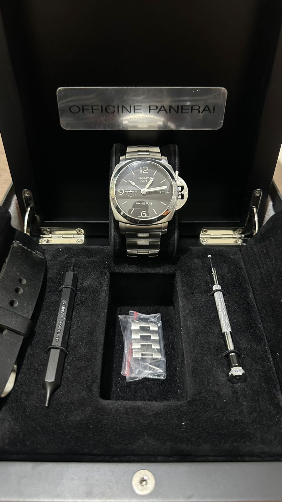 LUMINOR GMT 1950 3 DAYS 44MM STEEL BLACK DIAL PAM 329 (2021)