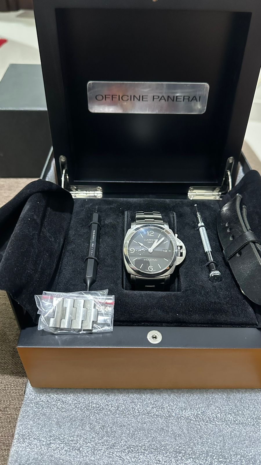 LUMINOR GMT 1950 3 DAYS 44MM STEEL BLACK DIAL PAM 329 (2021)